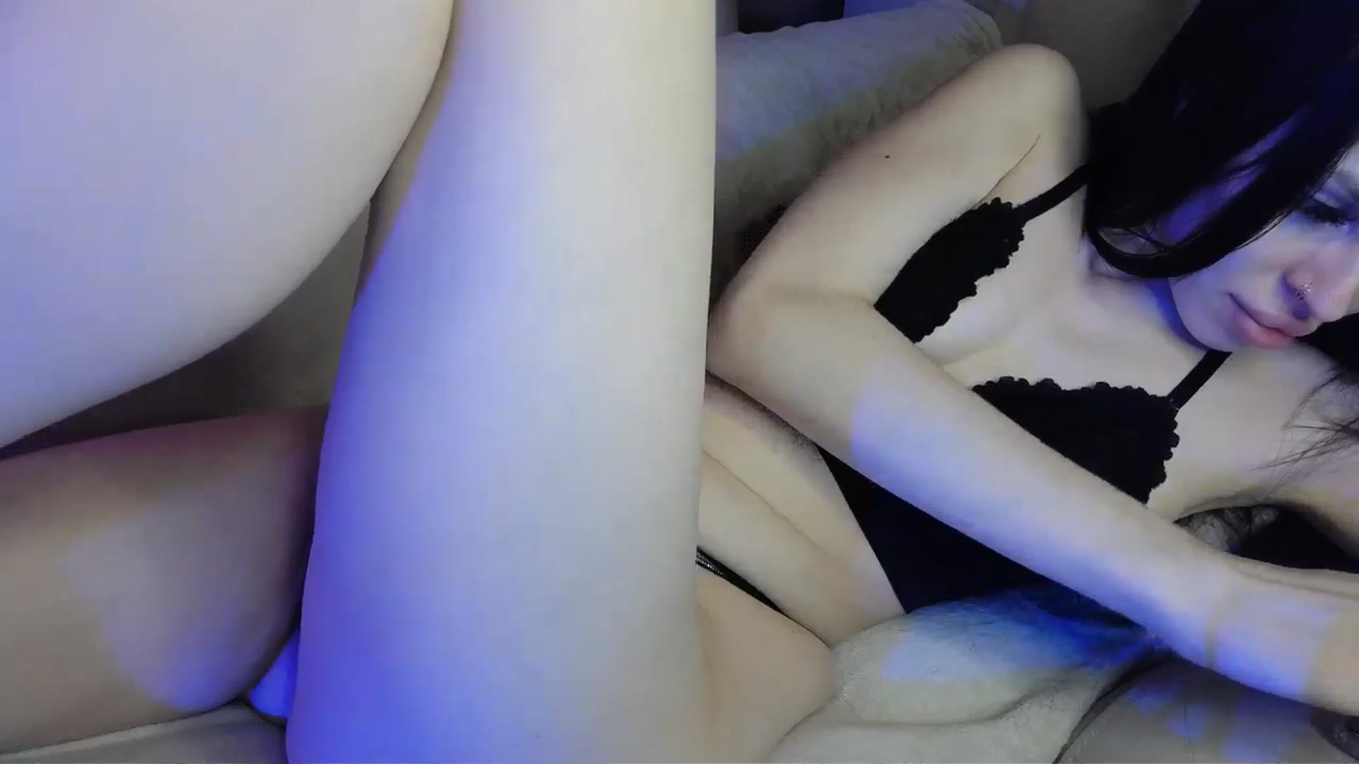 Gallery image thumbnail from UGLYGIRL_'s myfreecams stream on, 06/02/2024, 02:27 image 7 of 20