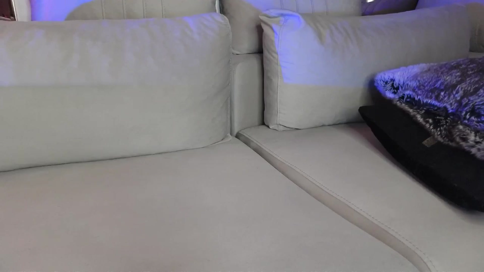 Gallery image thumbnail from UGLYGIRL_'s myfreecams stream on, 06/12/2024, 01:37 image 3 of 20