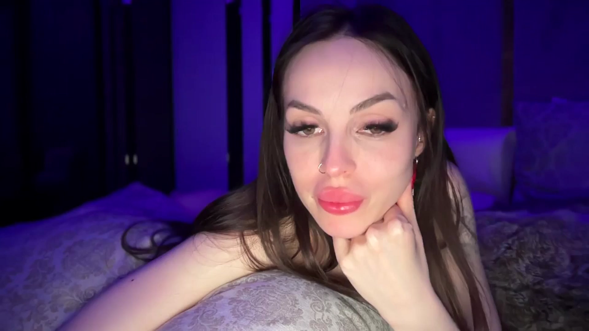 Gallery image thumbnail from UGLYGIRL_'s myfreecams stream on, 06/14/2024, 19:37 image 2 of 20