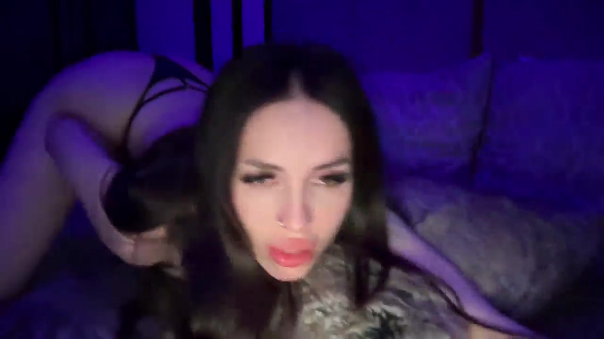 Gallery image thumbnail from UGLYGIRL_'s myfreecams stream on, 06/14/2024, 21:22 image 8 of 20