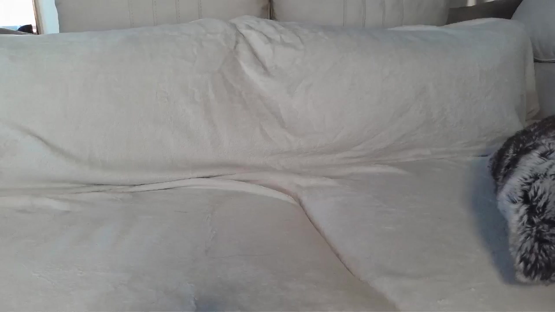 Gallery image thumbnail from UGLYGIRL_'s myfreecams stream on, 06/26/2024, 02:48 image 12 of 20