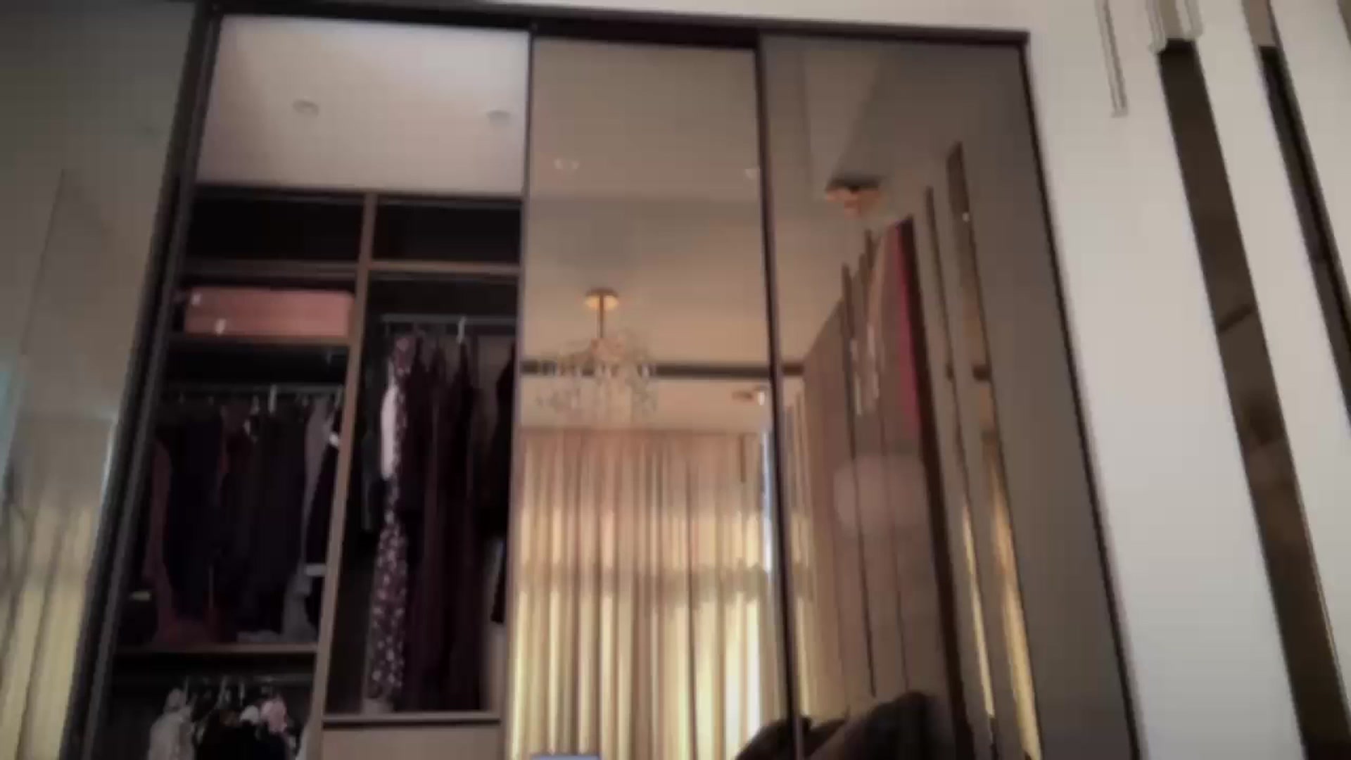 Gallery image thumbnail from UGLYGIRL_'s myfreecams stream on, 06/27/2024, 07:53 image 19 of 20
