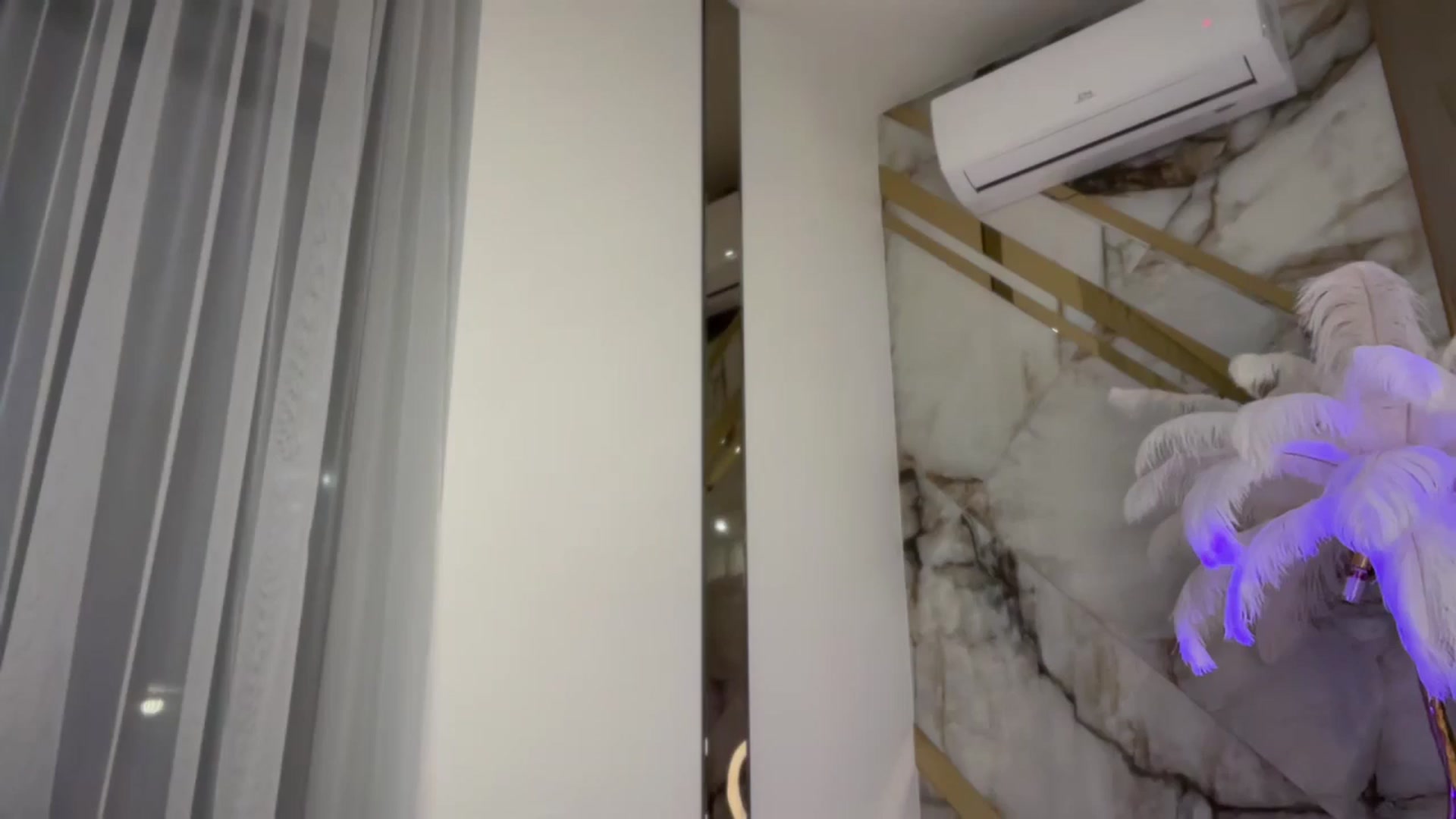 Gallery image thumbnail from UGLYGIRL_'s myfreecams stream on, 07/02/2024, 21:44 image 9 of 20