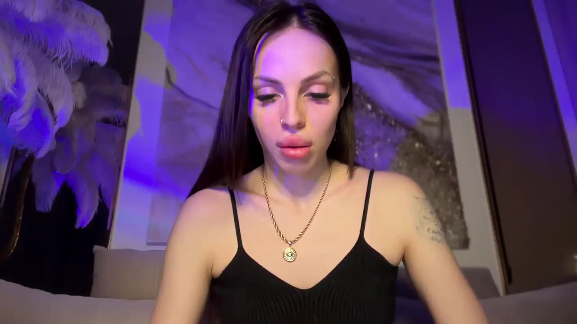 Gallery image thumbnail from UGLYGIRL_'s myfreecams stream on, 07/05/2024, 24:09 image 11 of 20