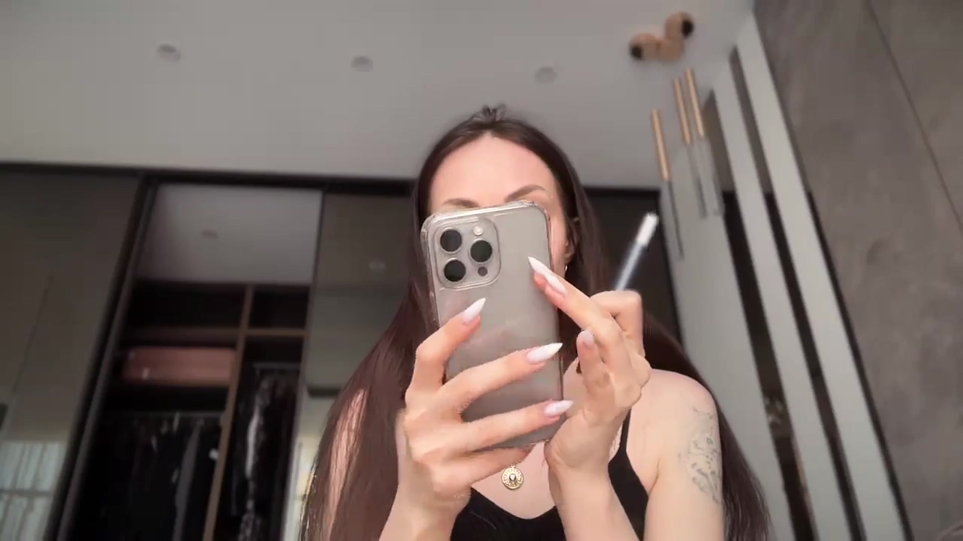 Gallery image thumbnail from UGLYGIRL_'s myfreecams stream on, 07/11/2024, 18:43 image 2 of 20