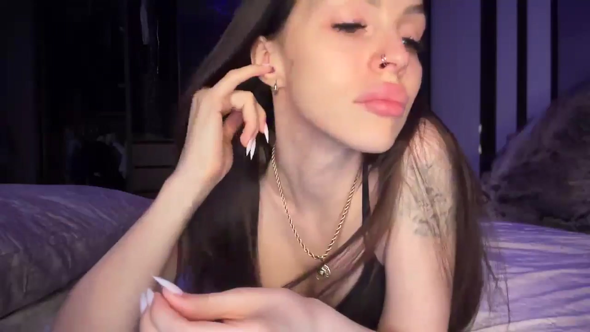 Gallery image thumbnail from UGLYGIRL_'s myfreecams stream on, 07/15/2024, 21:05 image 8 of 20