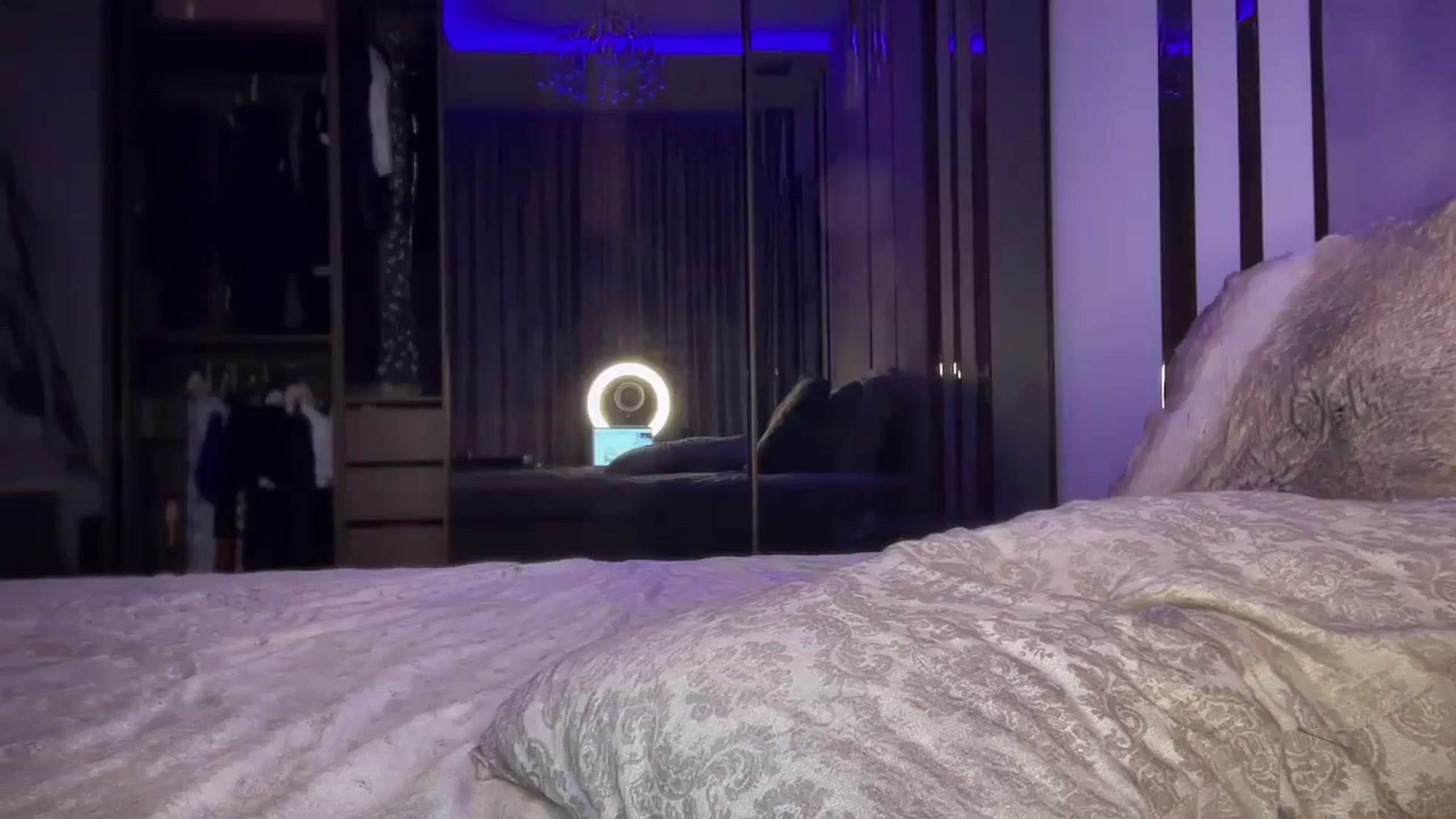 Gallery image thumbnail from UGLYGIRL_'s myfreecams stream on, 07/18/2024, 19:23 image 6 of 20