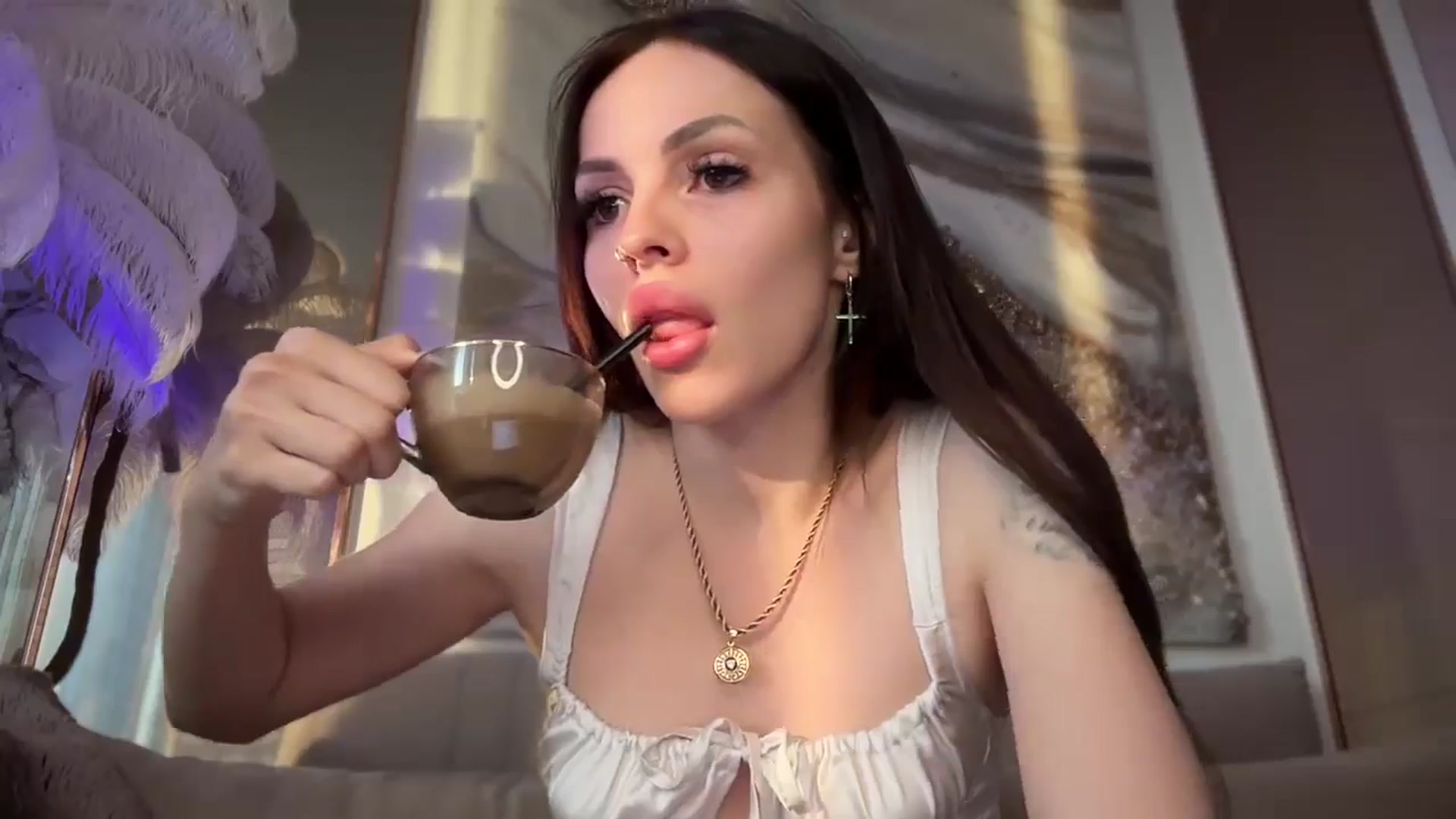 Gallery image thumbnail from UGLYGIRL_'s myfreecams stream on, 07/19/2024, 03:04 image 18 of 20