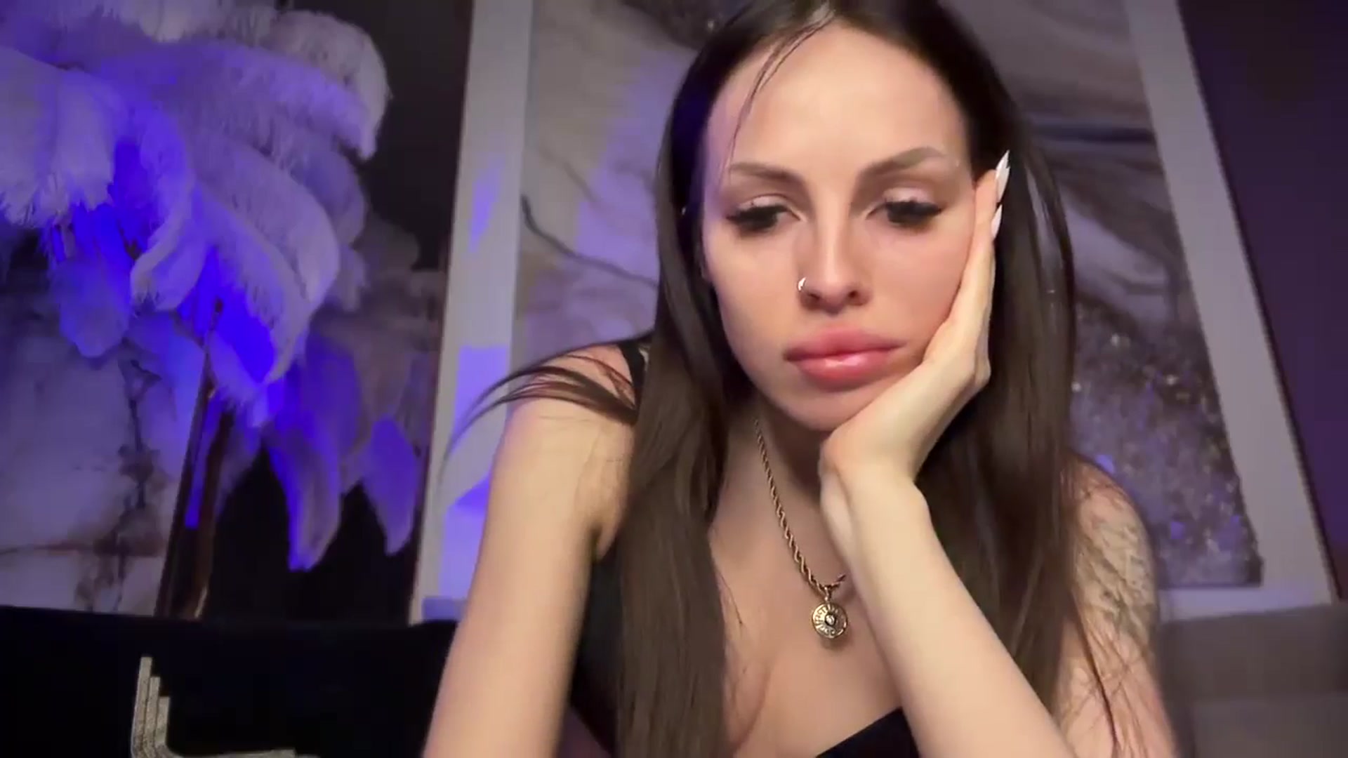 Gallery image thumbnail from UGLYGIRL_'s myfreecams stream on, 07/23/2024, 20:02 image 2 of 20