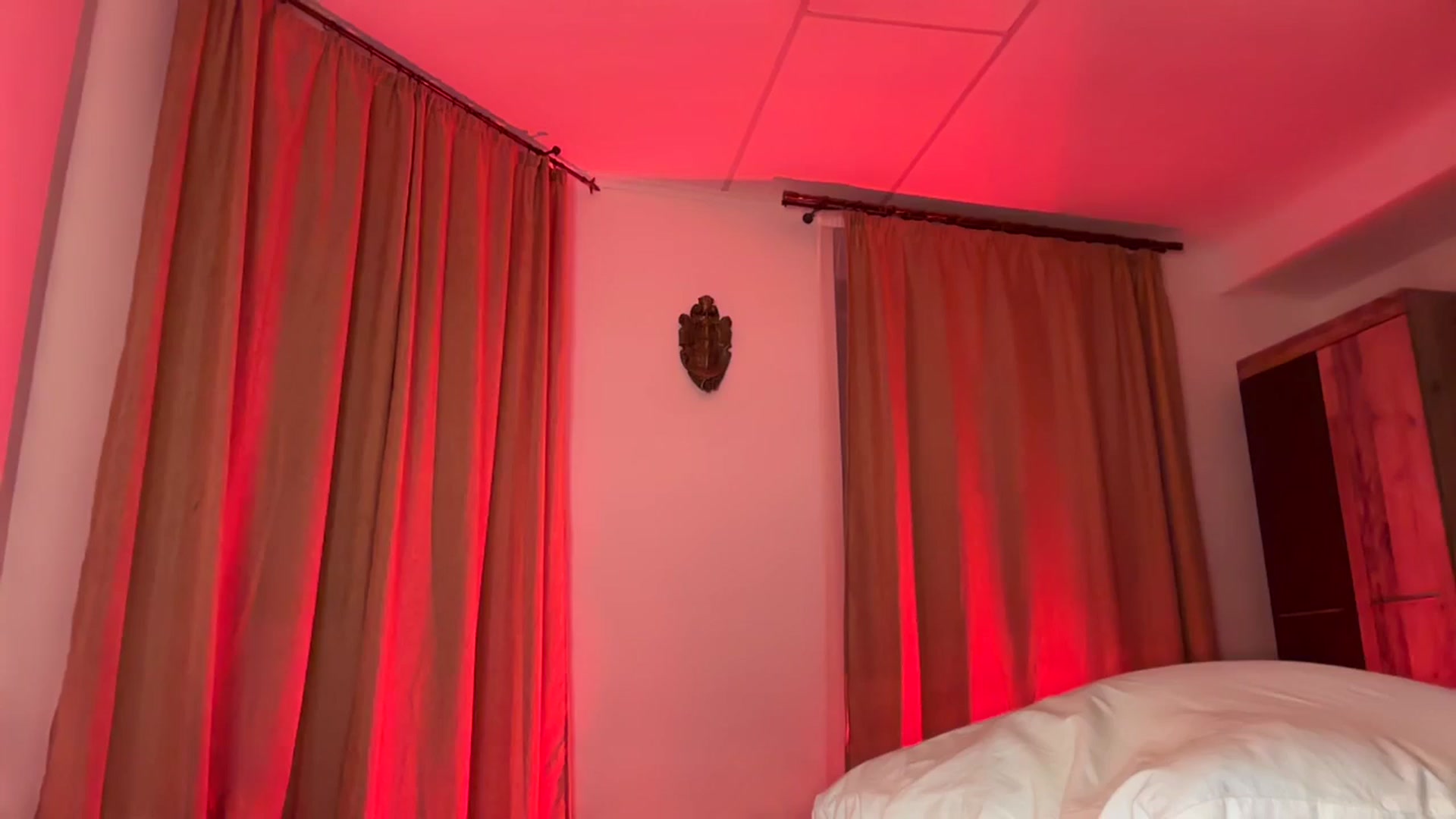 Gallery image thumbnail from UGLYGIRL_'s myfreecams stream on, 07/26/2024, 19:33 image 13 of 20