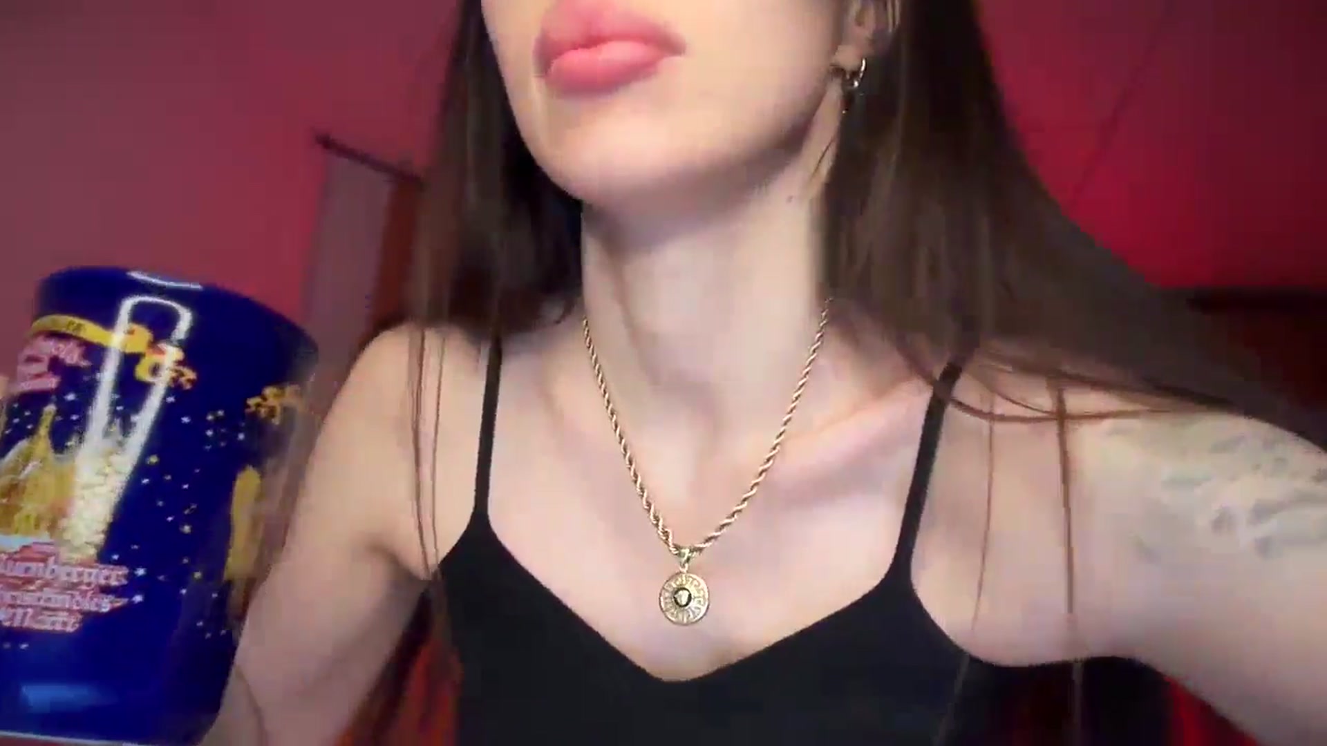 Gallery image thumbnail from UGLYGIRL_'s myfreecams stream on, 08/01/2024, 19:09 image 20 of 20