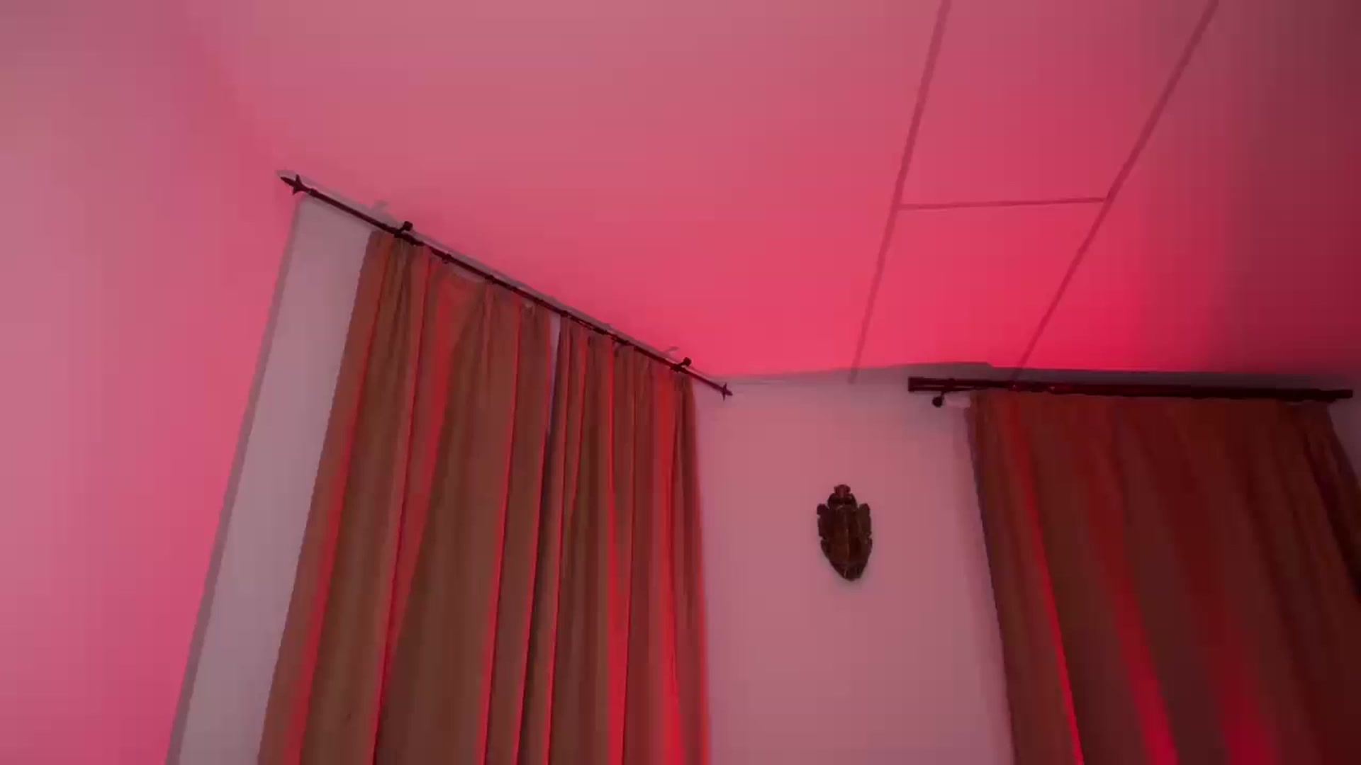 Gallery image thumbnail from UGLYGIRL_'s myfreecams stream on, 08/05/2024, 20:31 image 12 of 20