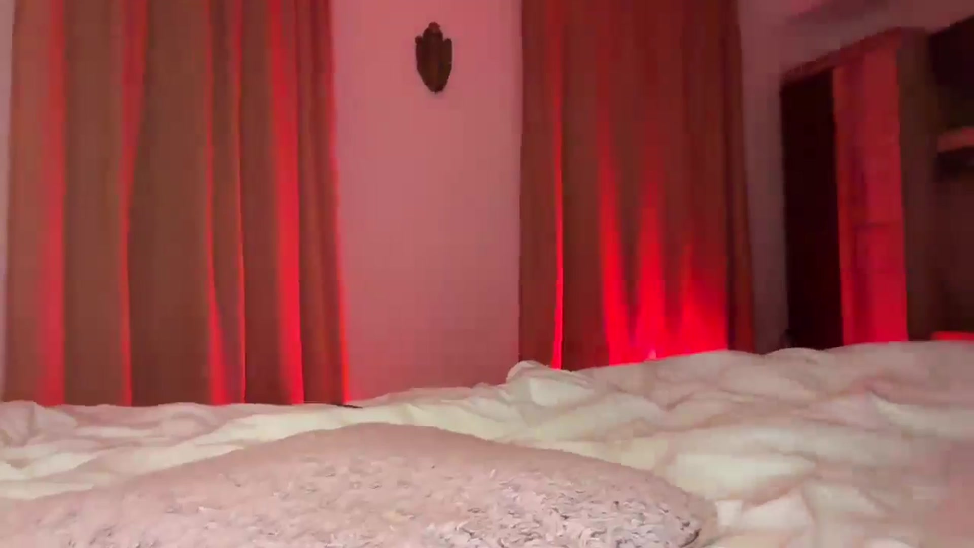 Gallery image thumbnail from UGLYGIRL_'s myfreecams stream on, 08/11/2024, 21:49 image 3 of 20