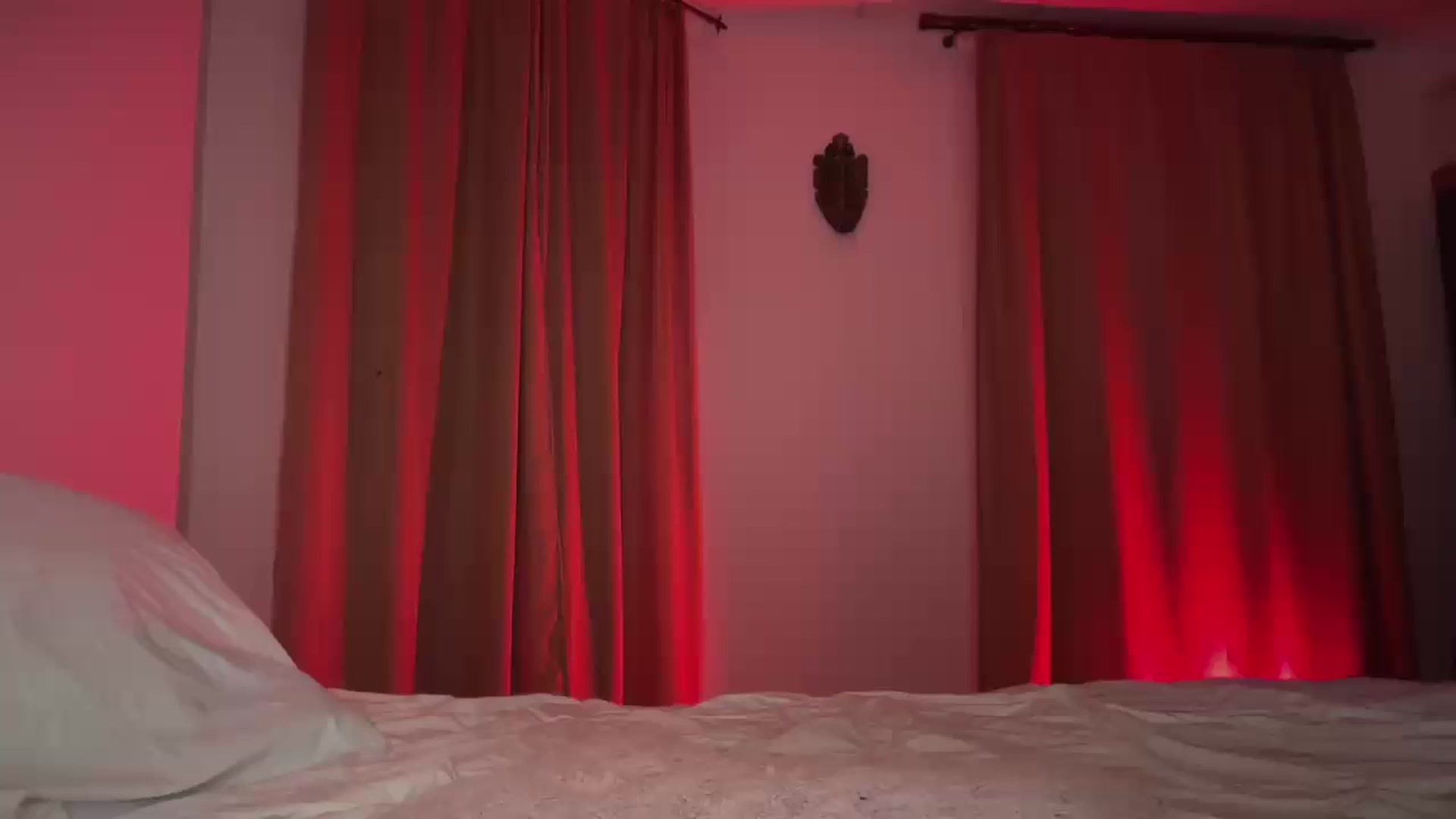 Gallery image thumbnail from UGLYGIRL_'s myfreecams stream on, 08/14/2024, 19:12 image 16 of 20