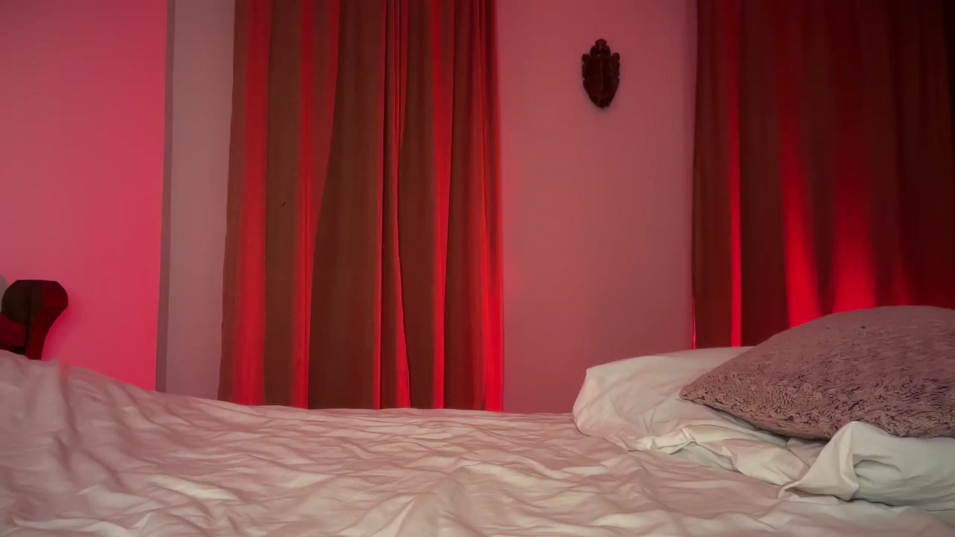 Gallery image thumbnail from UGLYGIRL_'s myfreecams stream on, 08/15/2024, 24:32 image 5 of 20
