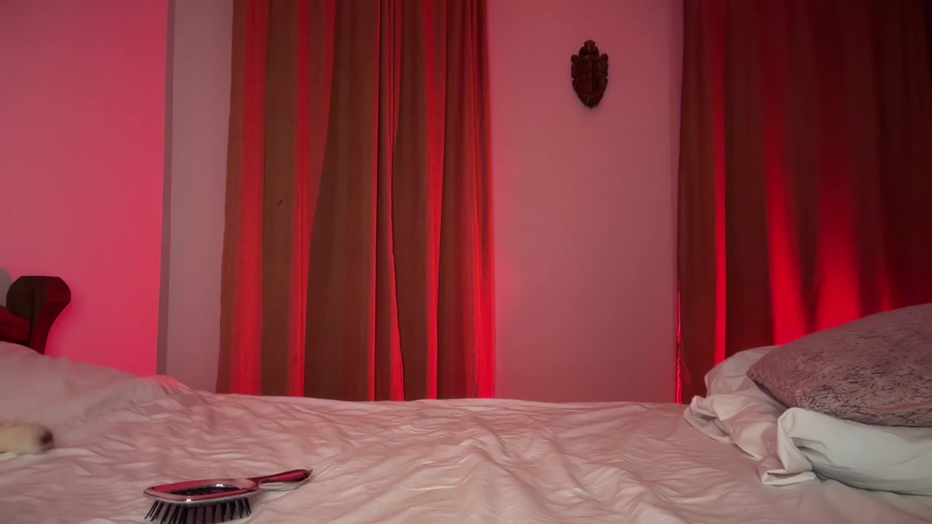 Gallery image thumbnail from UGLYGIRL_'s myfreecams stream on, 08/15/2024, 24:32 image 18 of 20