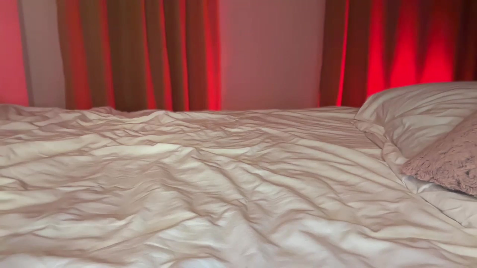 Gallery image thumbnail from UGLYGIRL_'s myfreecams stream on, 08/17/2024, 02:29 image 15 of 20