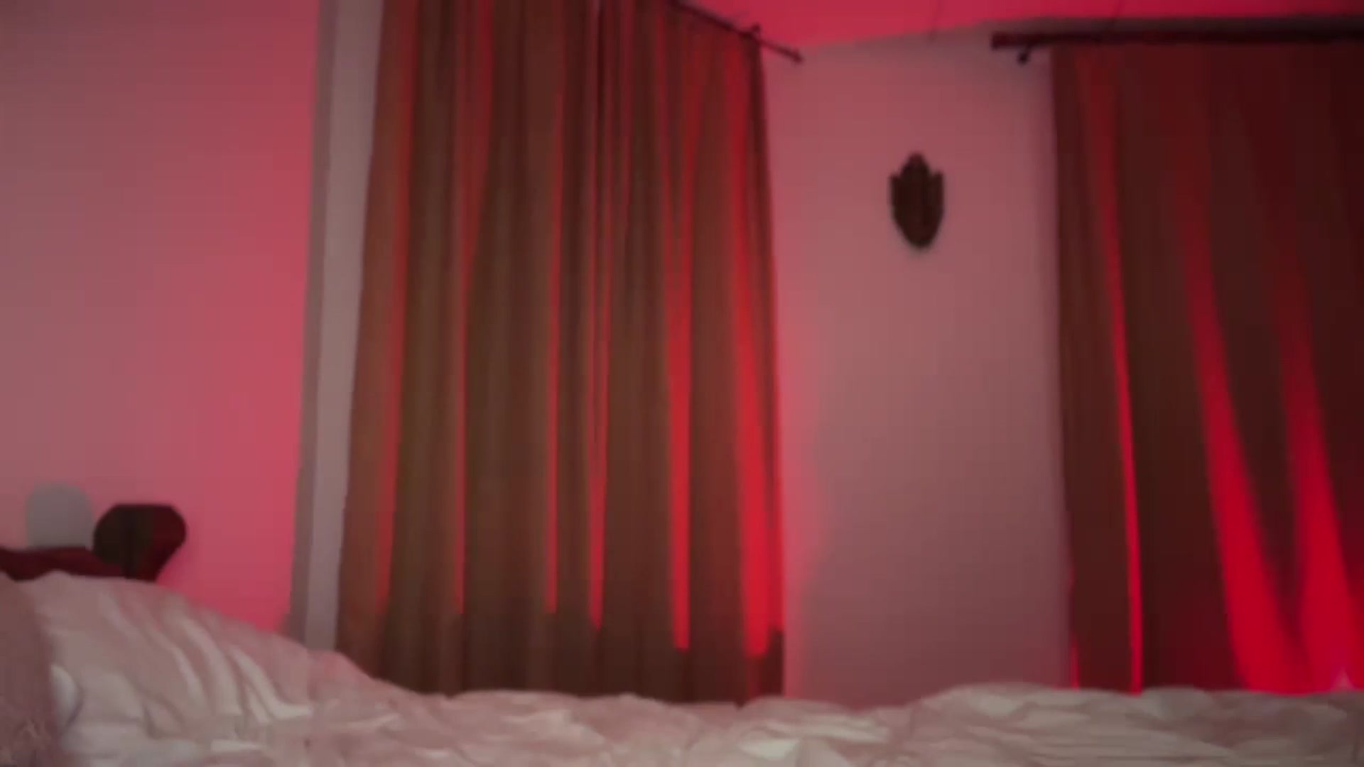 Gallery image thumbnail from UGLYGIRL_'s myfreecams stream on, 08/20/2024, 23:55 image 12 of 20