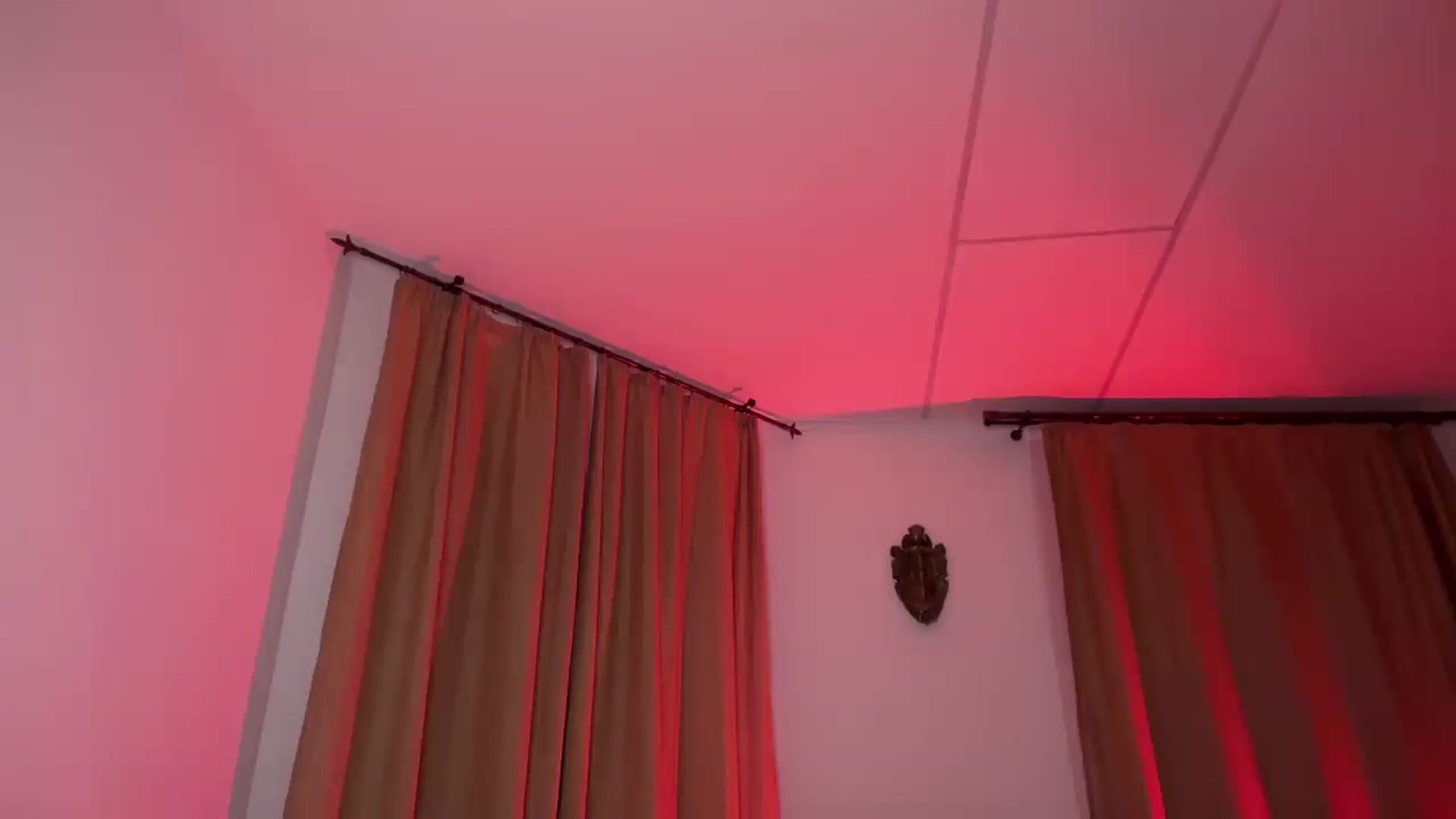 Gallery image thumbnail from UGLYGIRL_'s myfreecams stream on, 08/22/2024, 04:13 image 10 of 20