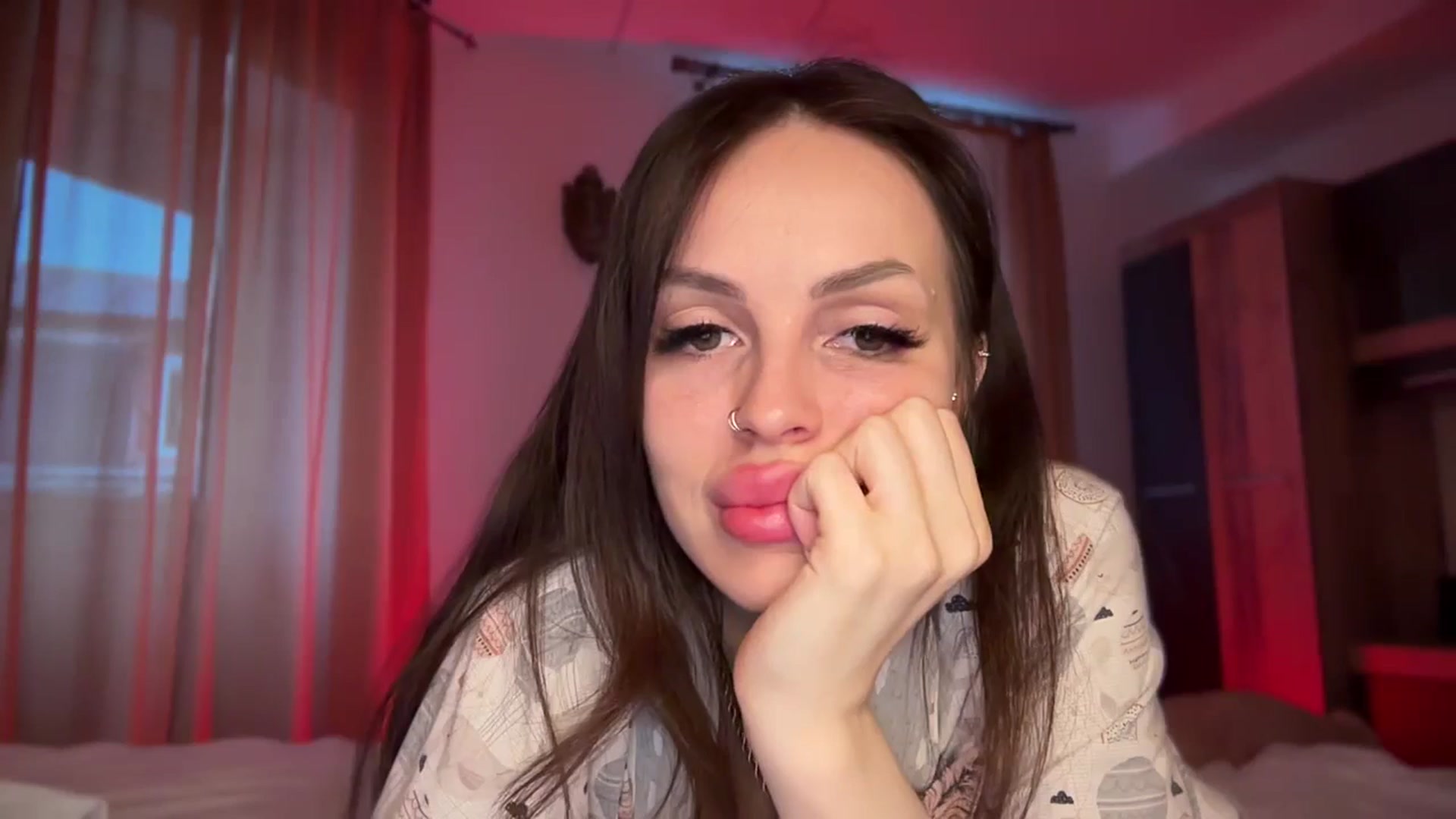 Gallery image thumbnail from UGLYGIRL_'s myfreecams stream on, 08/22/2024, 05:25 image 13 of 20