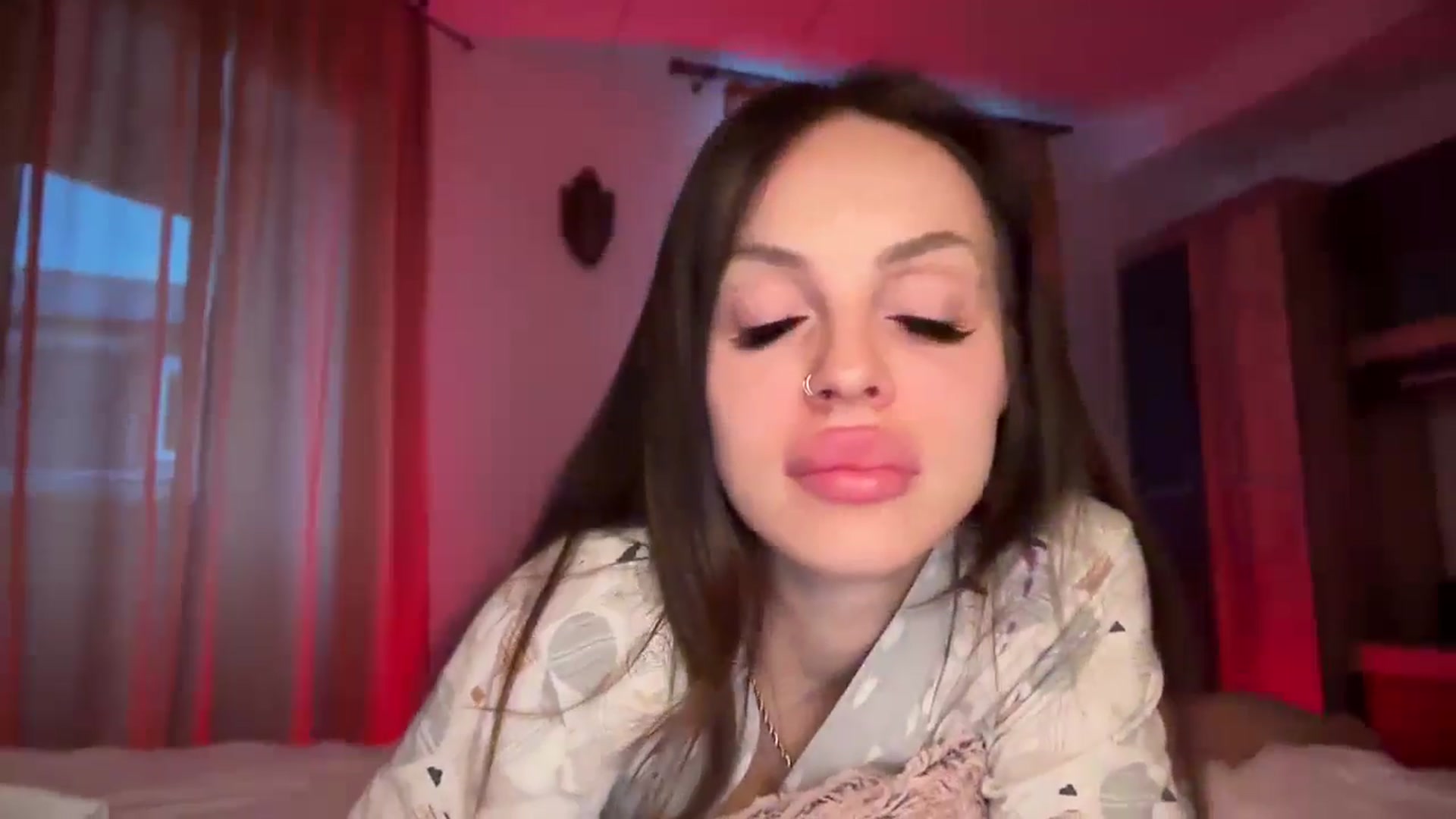 Gallery image thumbnail from UGLYGIRL_'s myfreecams stream on, 08/22/2024, 05:25 image 11 of 20