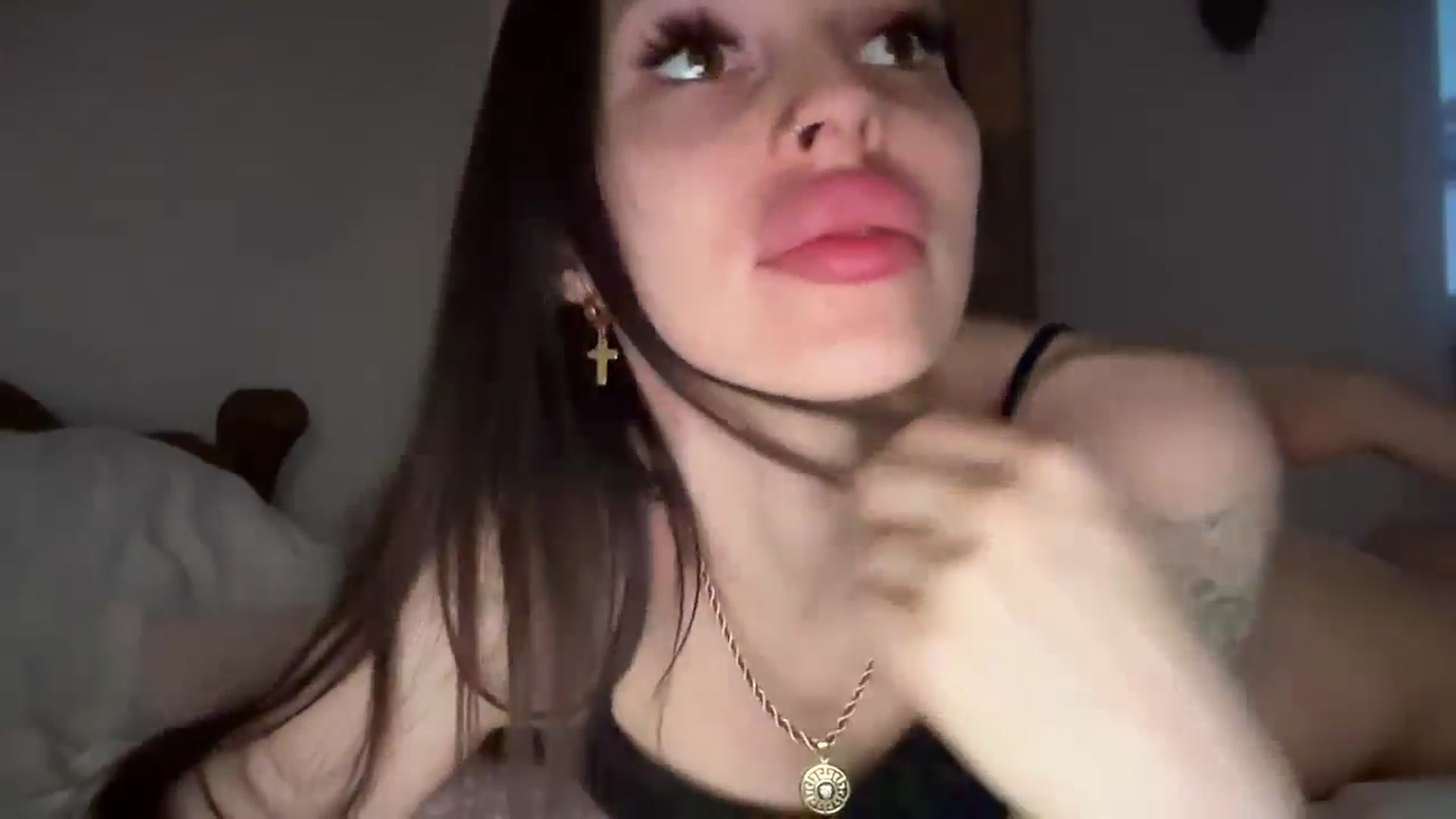 Gallery image thumbnail from UGLYGIRL_'s myfreecams stream on, 08/23/2024, 17:49 image 10 of 20