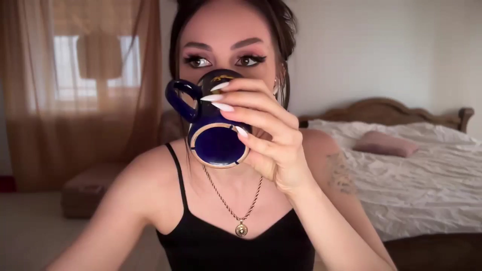 Gallery image thumbnail from UGLYGIRL_'s myfreecams stream on, 08/25/2024, 16:12 image 4 of 20