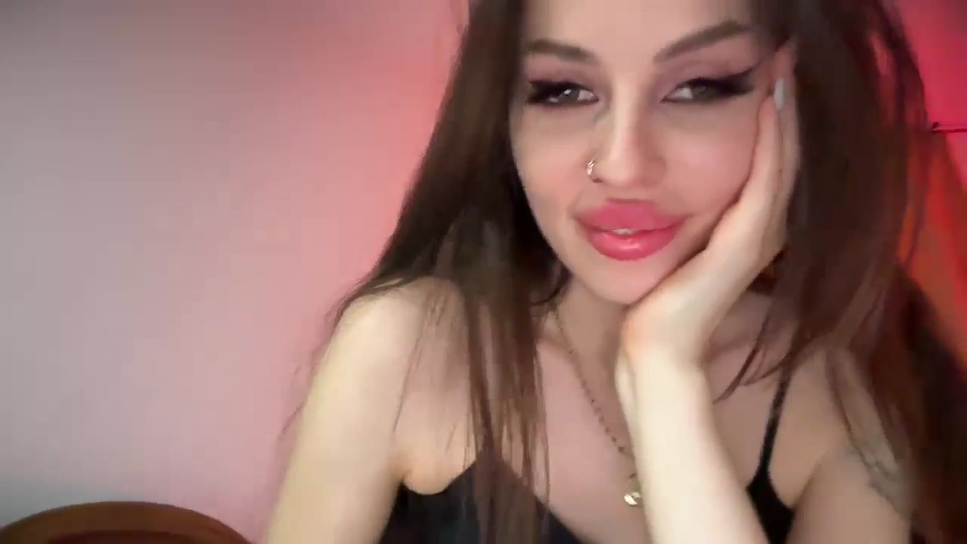 Gallery image thumbnail from UGLYGIRL_'s myfreecams stream on, 08/25/2024, 23:11 image 9 of 20