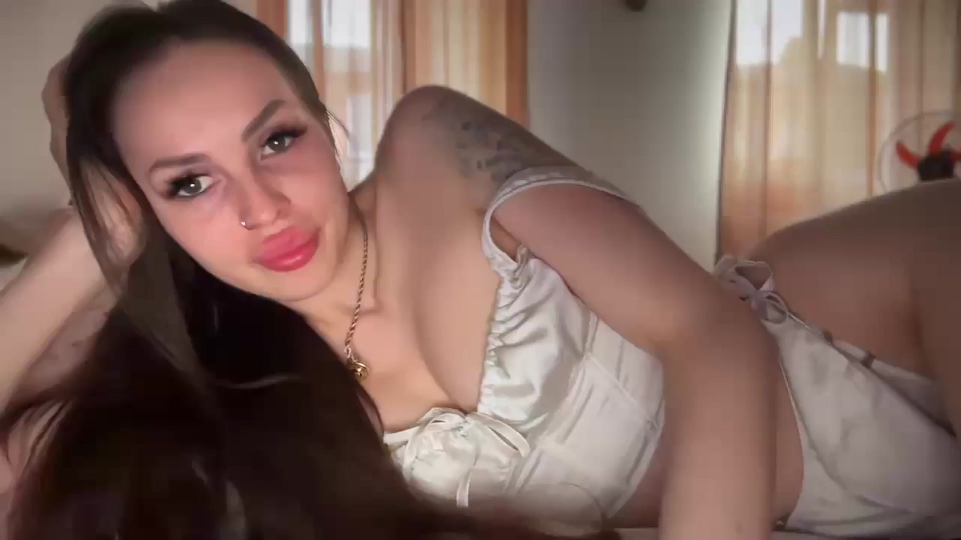 Gallery image thumbnail from UGLYGIRL_'s myfreecams stream on, 08/26/2024, 17:02 image 7 of 20