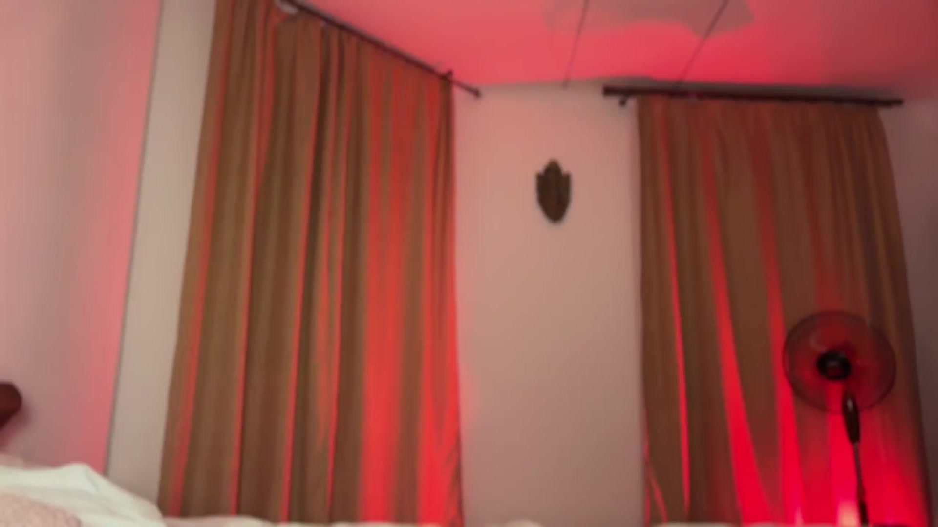 Gallery image thumbnail from UGLYGIRL_'s myfreecams stream on, 08/26/2024, 18:09 image 19 of 20