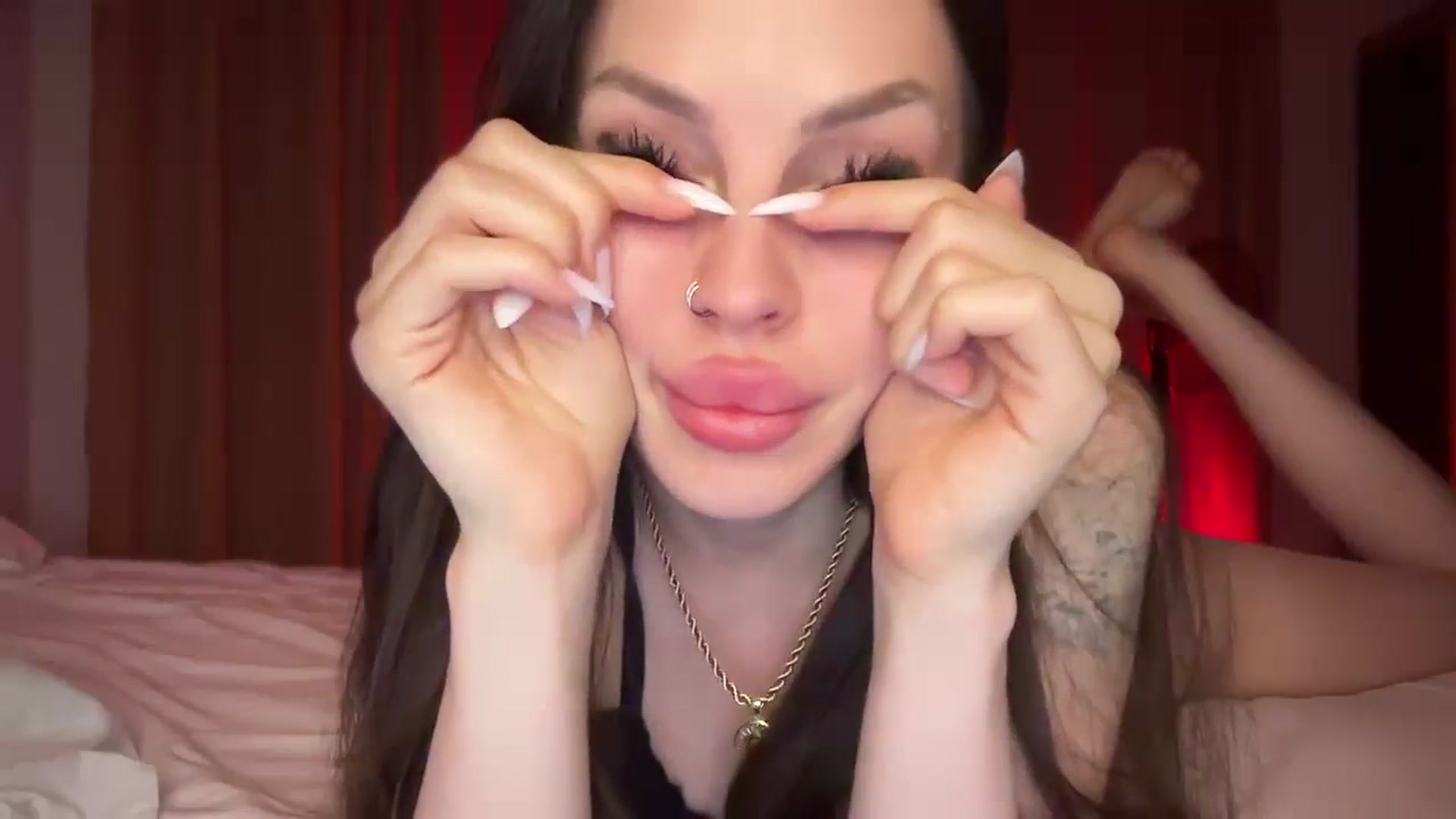 Gallery image thumbnail from UGLYGIRL_'s myfreecams stream on, 08/27/2024, 20:39 image 20 of 20