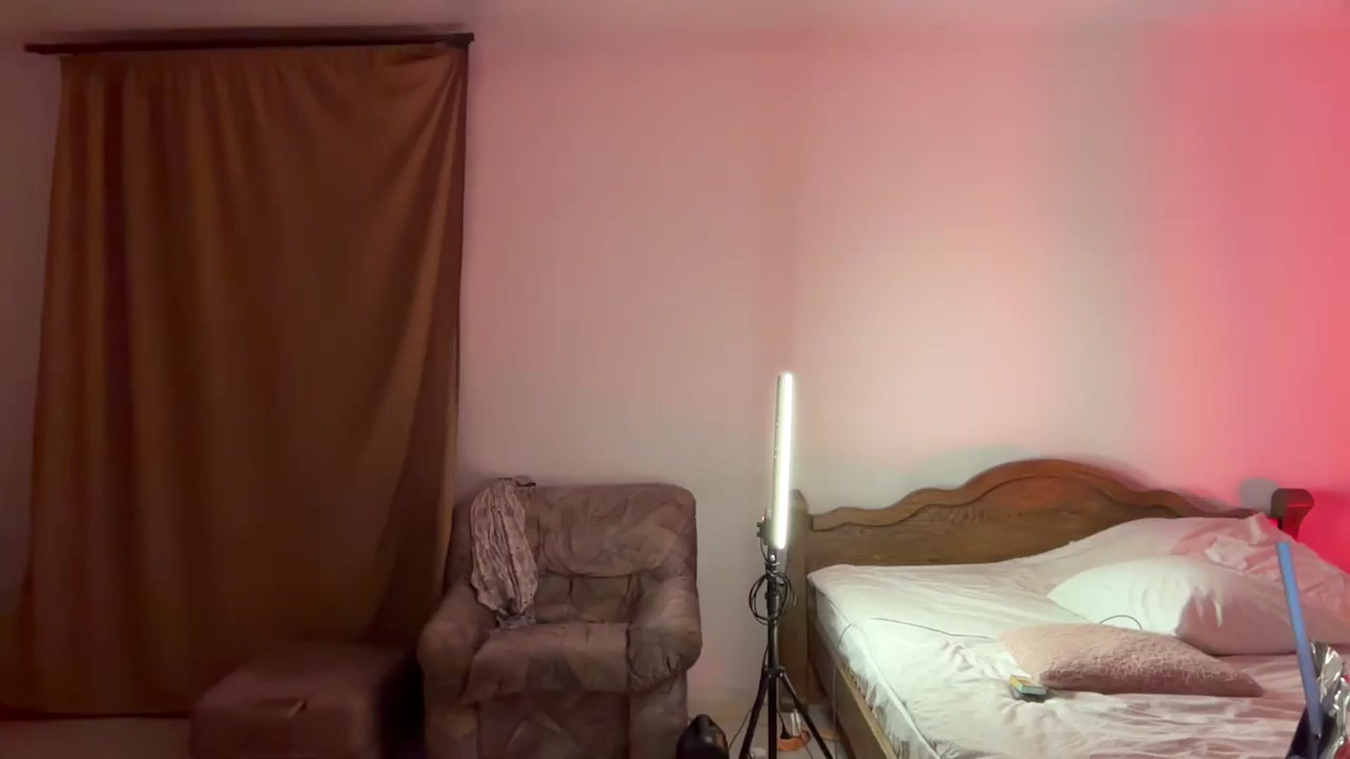 Gallery image thumbnail from UGLYGIRL_'s myfreecams stream on, 08/28/2024, 18:24 image 1 of 20
