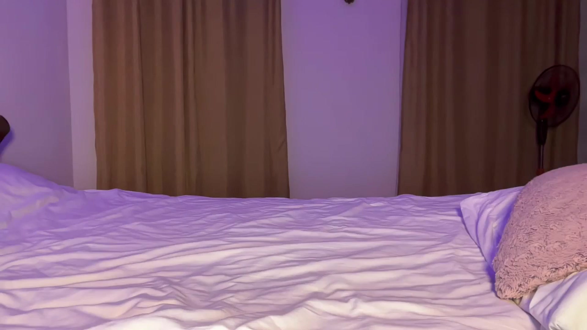 Gallery image thumbnail from UGLYGIRL_'s myfreecams stream on, 08/31/2024, 19:27 image 17 of 20