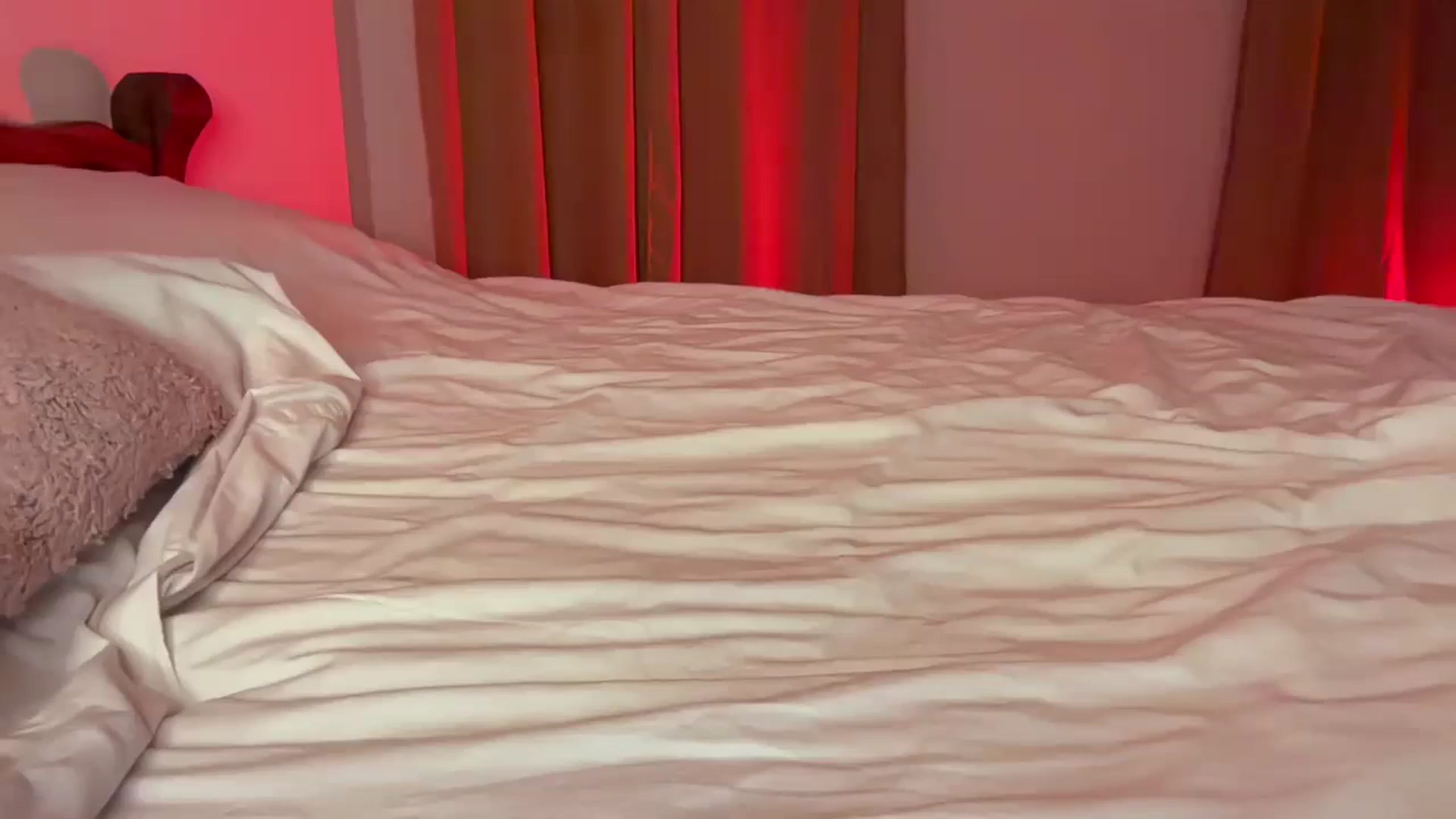 Gallery image thumbnail from UGLYGIRL_'s myfreecams stream on, 09/02/2024, 20:20 image 17 of 20