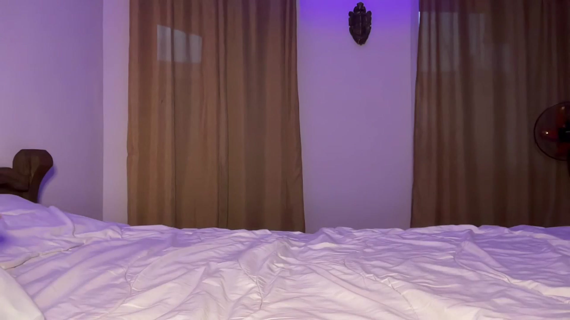 Gallery image thumbnail from UGLYGIRL_'s myfreecams stream on, 09/04/2024, 17:13 image 15 of 20