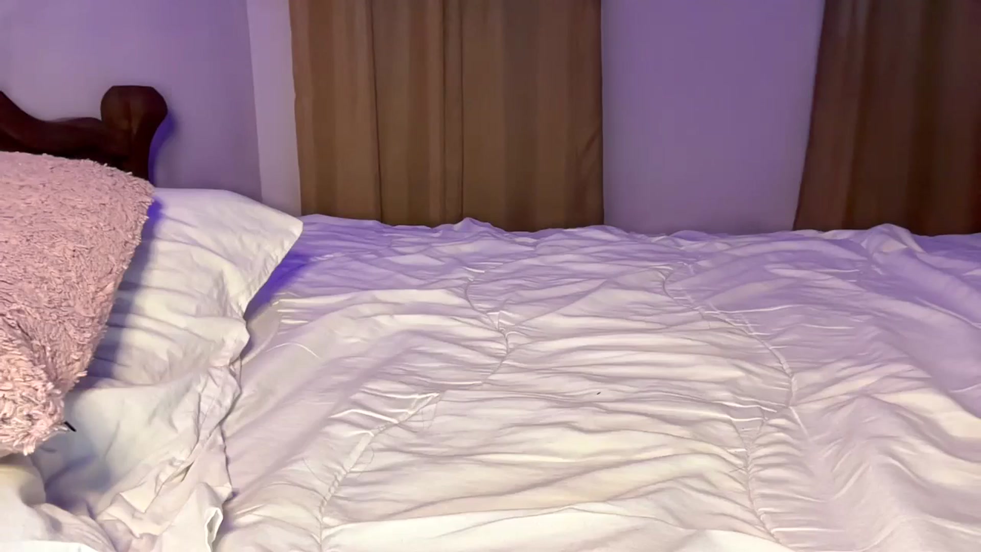 Gallery image thumbnail from UGLYGIRL_'s myfreecams stream on, 09/05/2024, 03:35 image 16 of 20