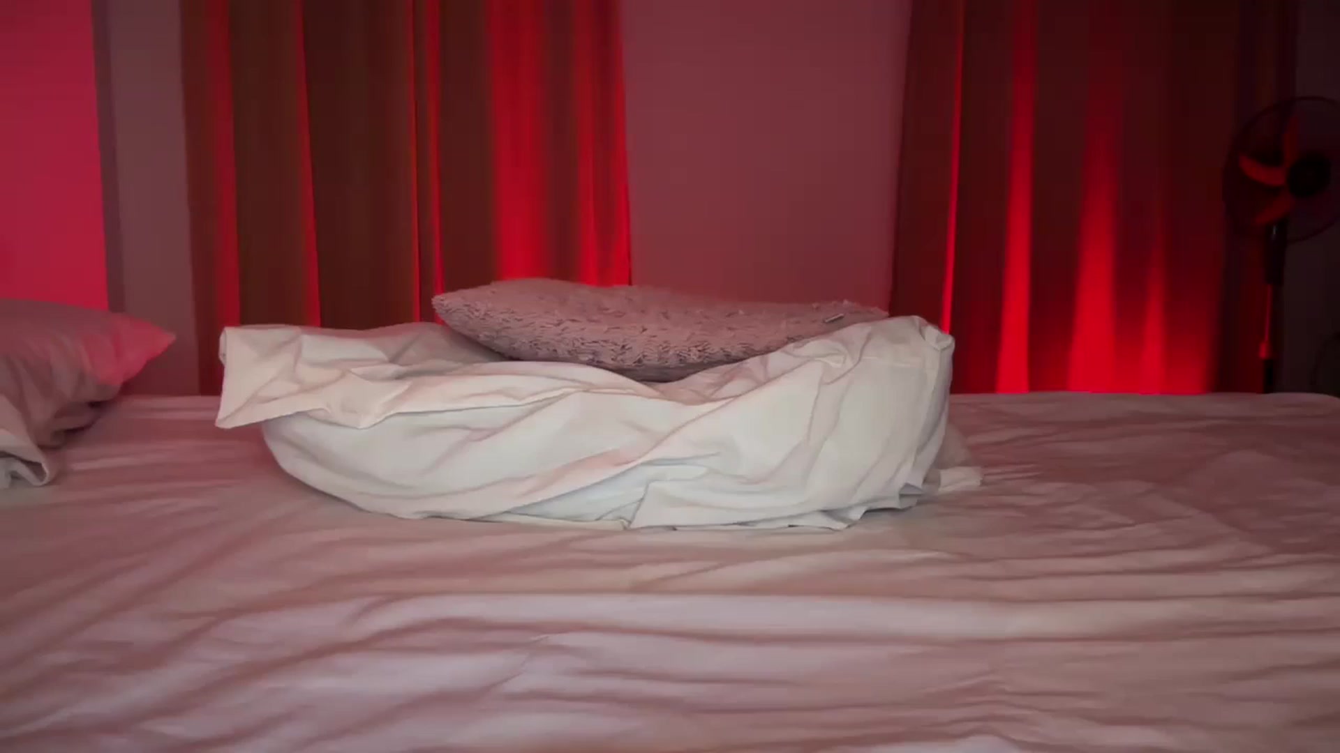 Gallery image thumbnail from UGLYGIRL_'s myfreecams stream on, 09/06/2024, 22:33 image 1 of 20