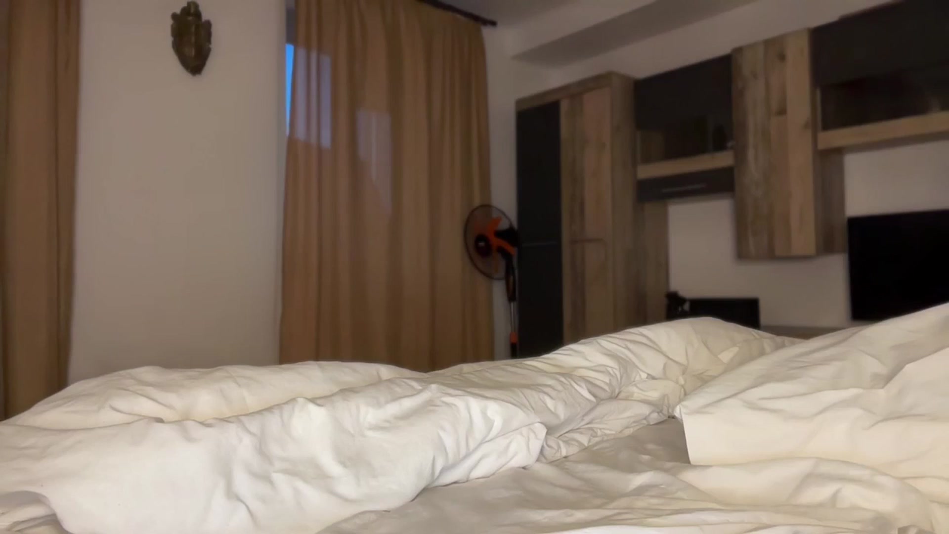 Gallery image thumbnail from UGLYGIRL_'s myfreecams stream on, 09/08/2024, 17:17 image 14 of 20