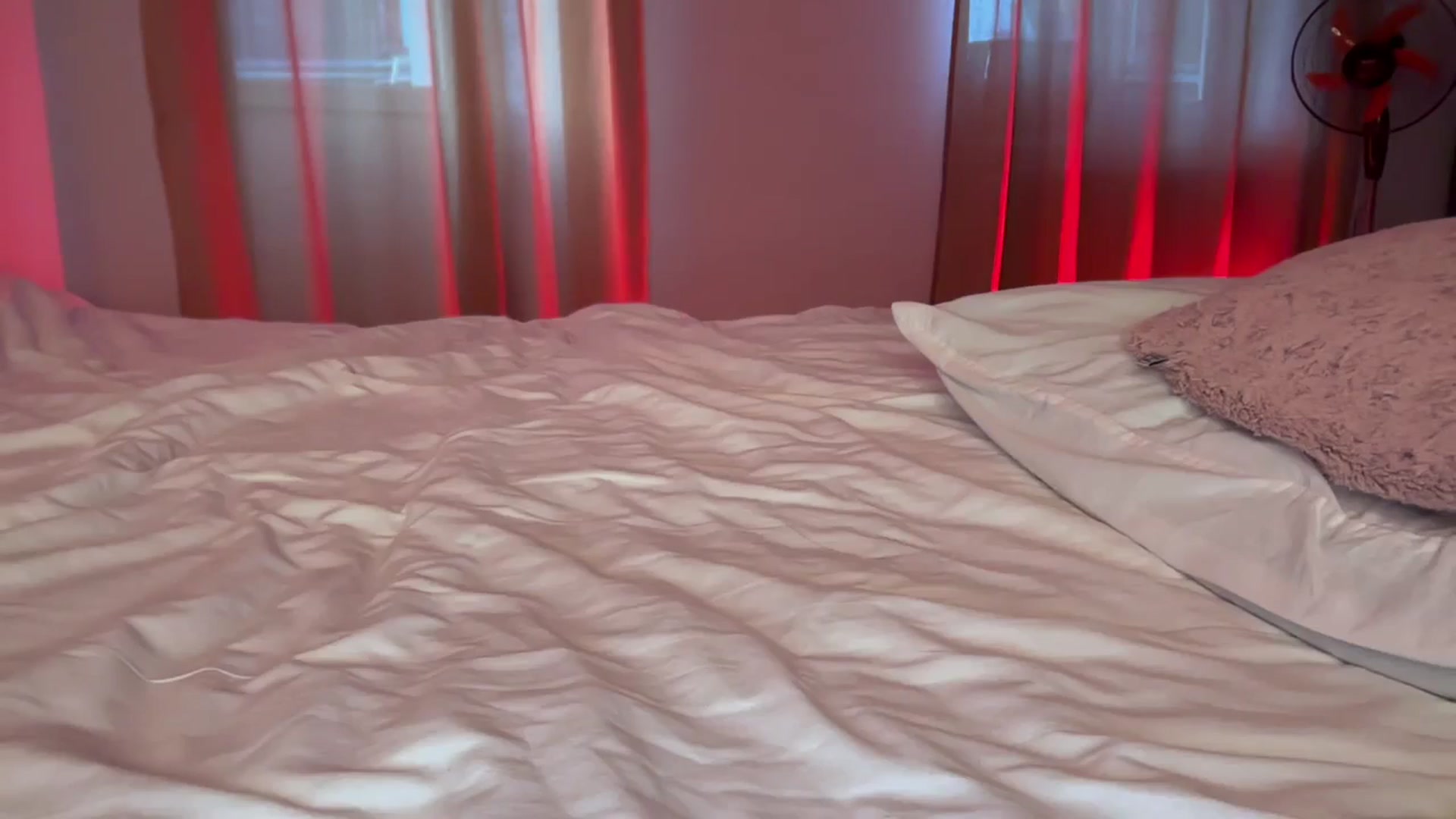 Gallery image thumbnail from UGLYGIRL_'s myfreecams stream on, 09/10/2024, 04:25 image 20 of 20