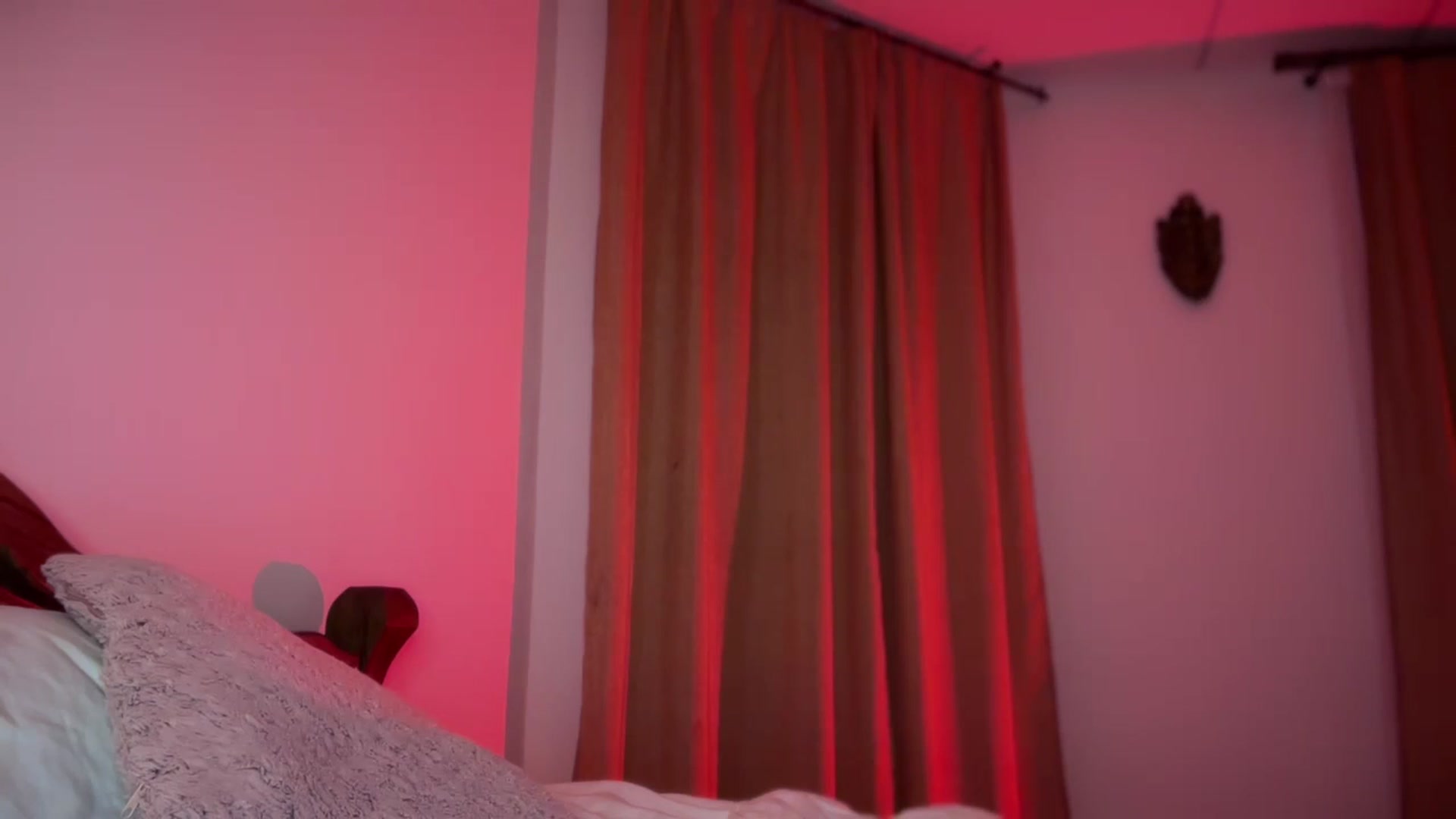 Gallery image thumbnail from UGLYGIRL_'s myfreecams stream on, 09/11/2024, 03:57 image 3 of 20