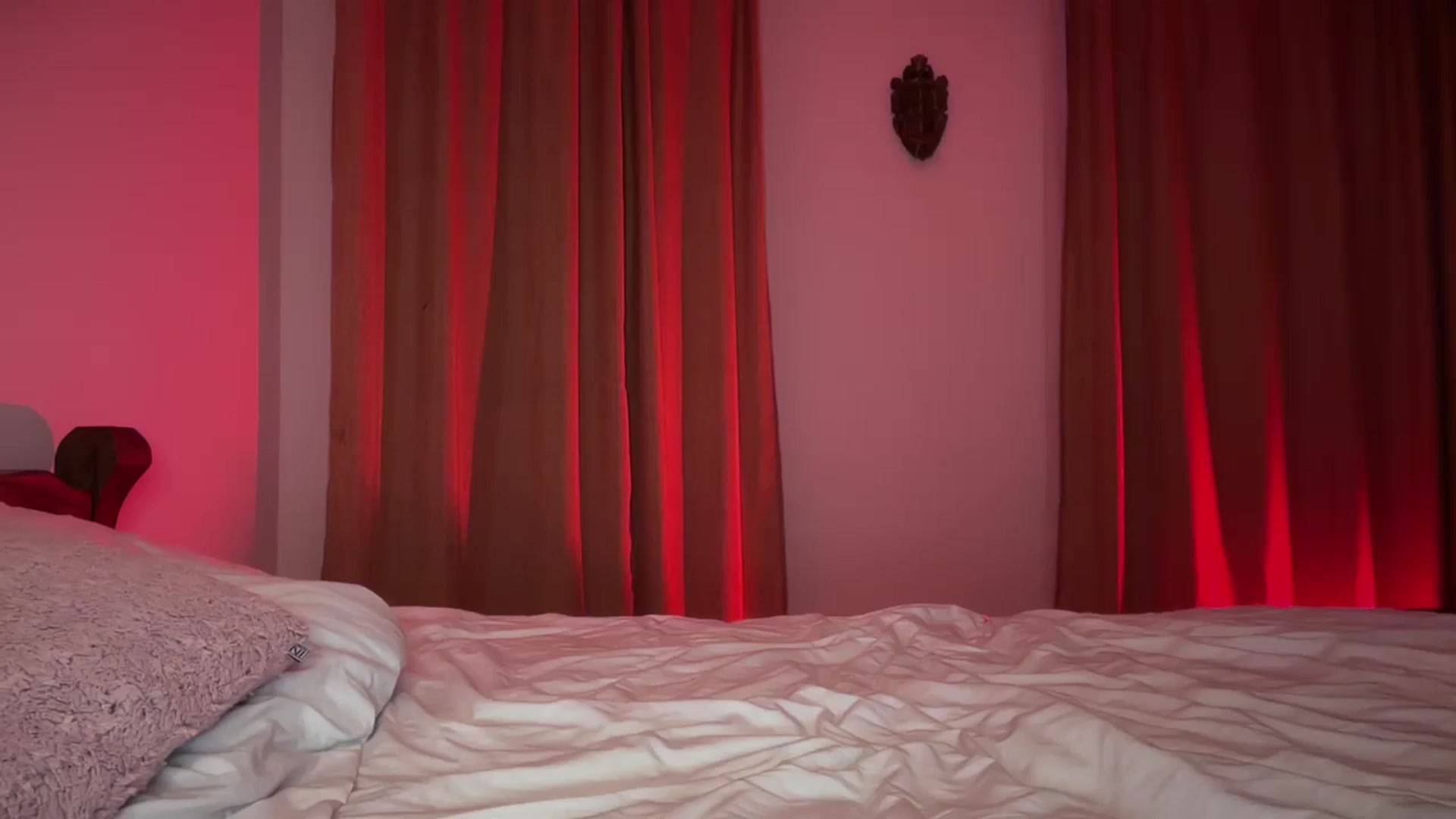 Gallery image thumbnail from UGLYGIRL_'s myfreecams stream on, 09/11/2024, 22:04 image 1 of 20