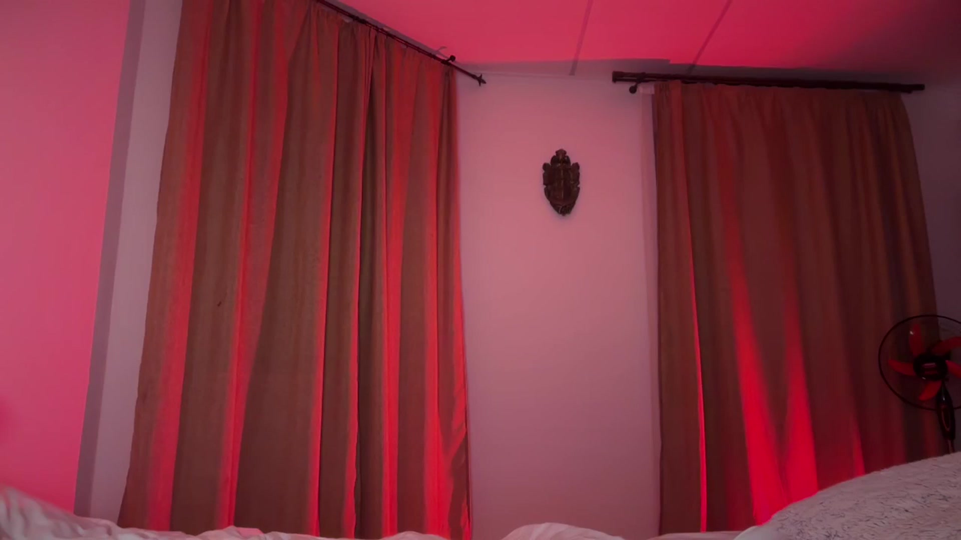 Gallery image thumbnail from UGLYGIRL_'s myfreecams stream on, 09/13/2024, 01:39 image 19 of 20