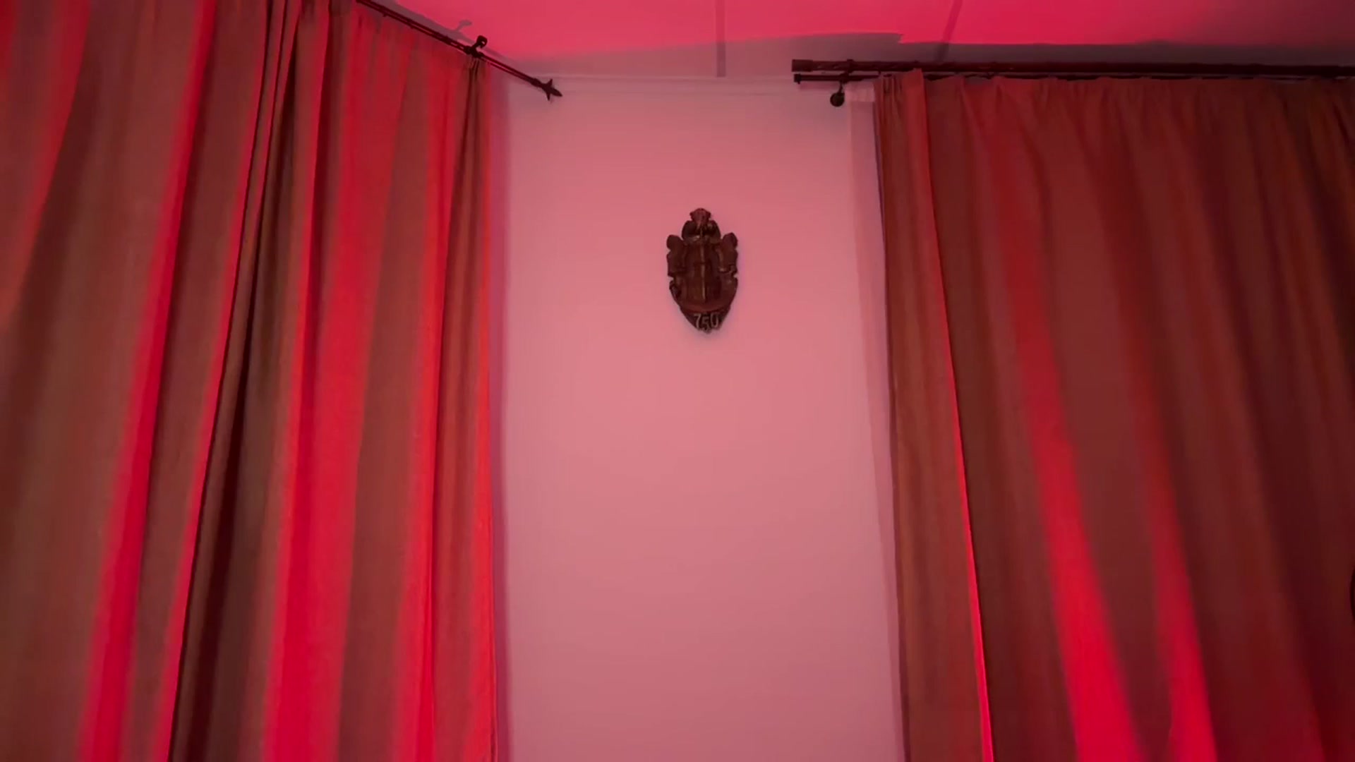 Gallery image thumbnail from UGLYGIRL_'s myfreecams stream on, 09/14/2024, 18:18 image 3 of 20