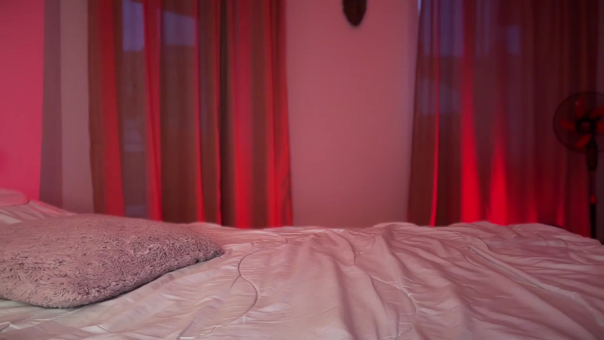 Gallery image thumbnail from UGLYGIRL_'s myfreecams stream on, 09/16/2024, 16:41 image 18 of 20