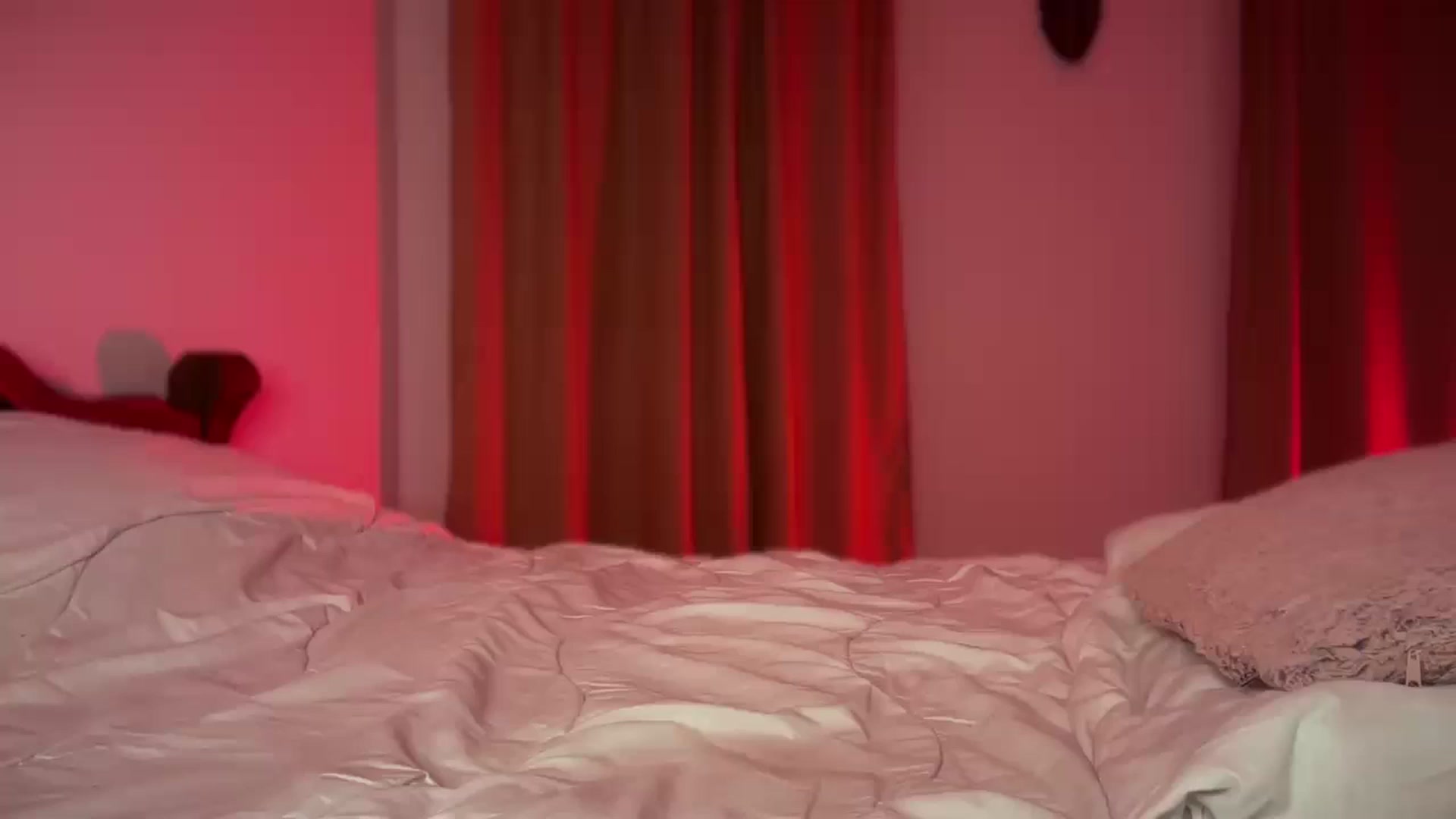Gallery image thumbnail from UGLYGIRL_'s myfreecams stream on, 09/16/2024, 18:00 image 18 of 20