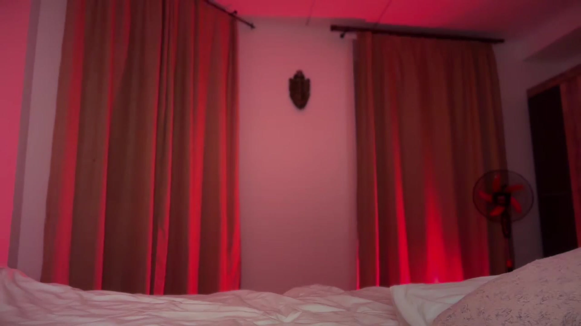 Gallery image thumbnail from UGLYGIRL_'s myfreecams stream on, 09/20/2024, 24:51 image 13 of 20