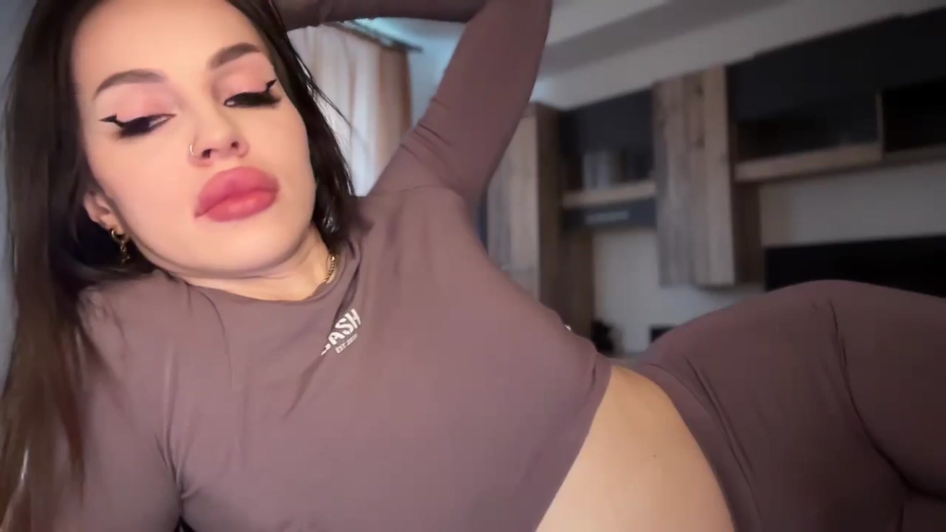 Gallery image thumbnail from UGLYGIRL_'s myfreecams stream on, 09/21/2024, 15:45 image 19 of 20