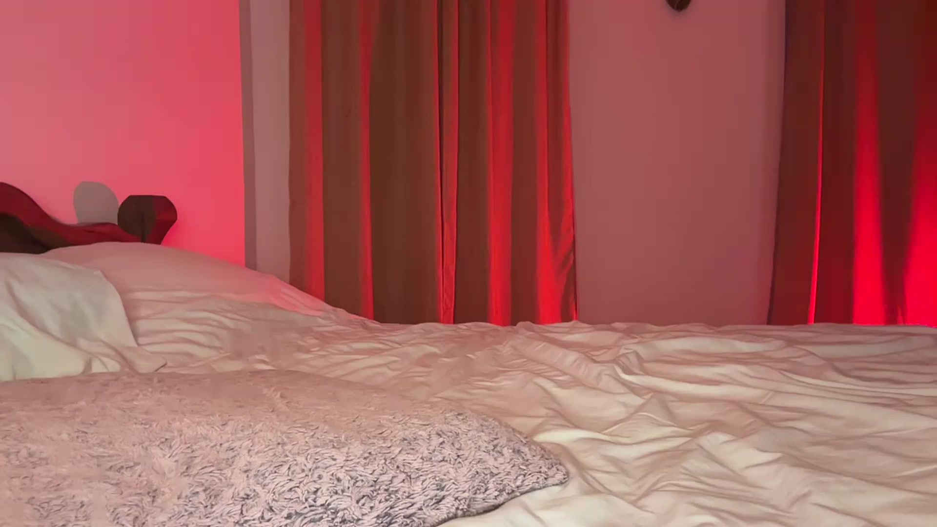 Gallery image thumbnail from UGLYGIRL_'s myfreecams stream on, 09/23/2024, 01:20 image 18 of 20