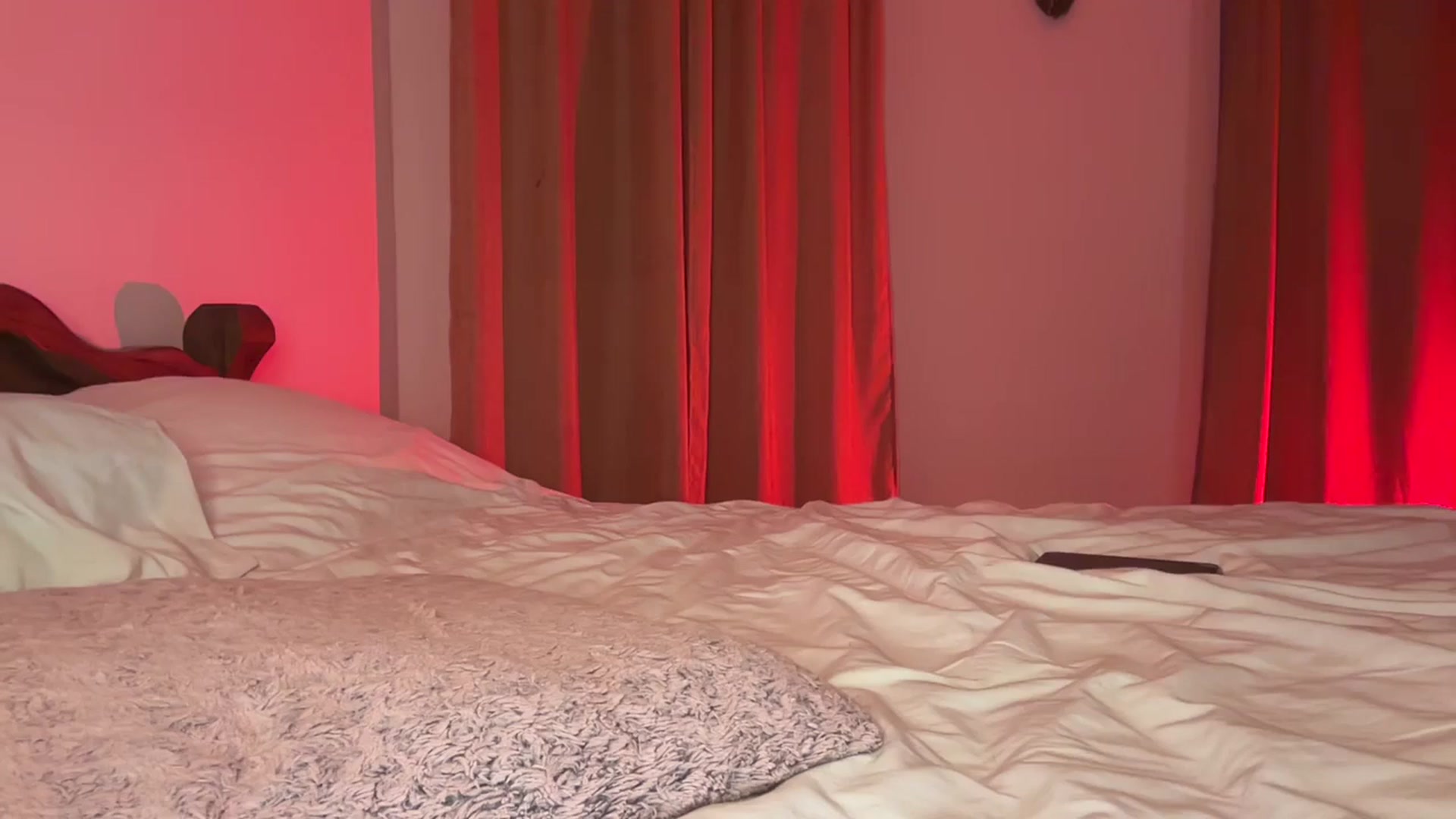 Gallery image thumbnail from UGLYGIRL_'s myfreecams stream on, 09/23/2024, 01:20 image 19 of 20