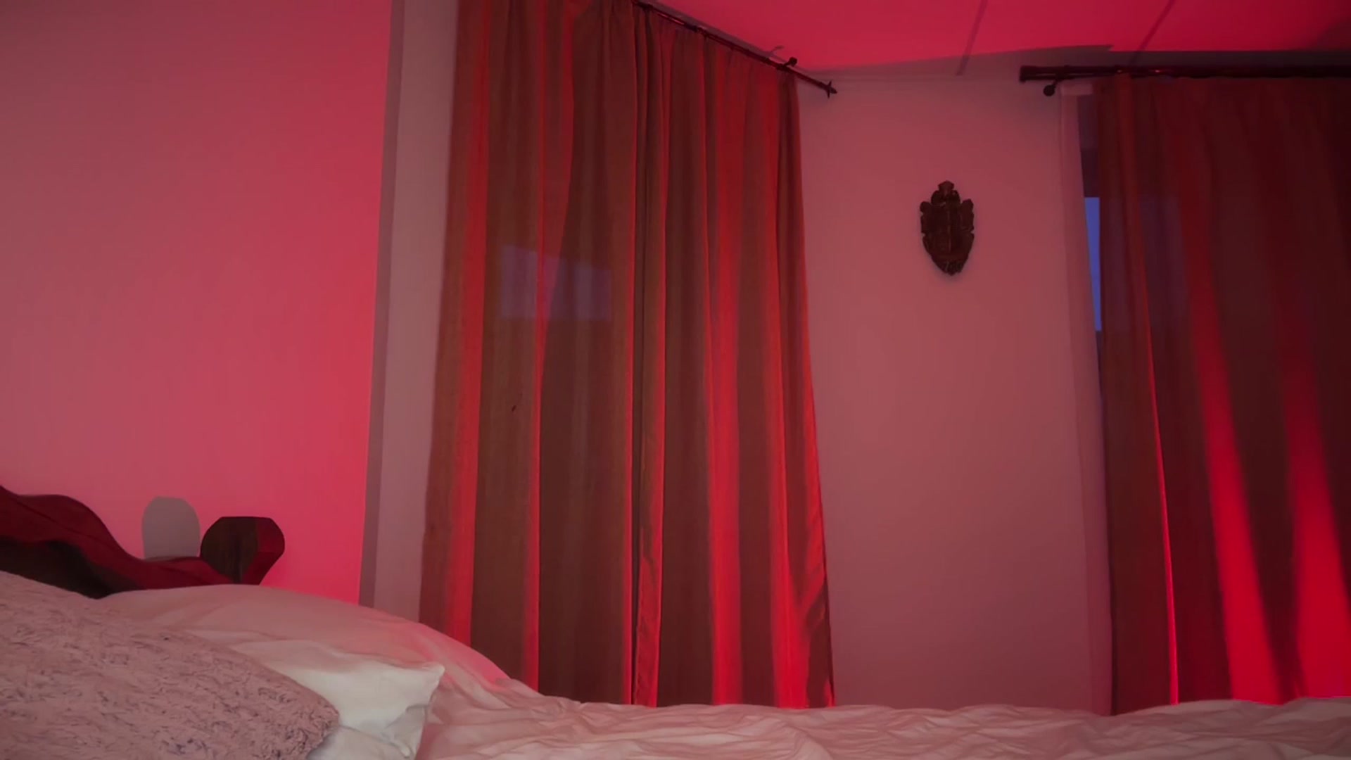 Gallery image thumbnail from UGLYGIRL_'s myfreecams stream on, 09/23/2024, 04:10 image 18 of 20